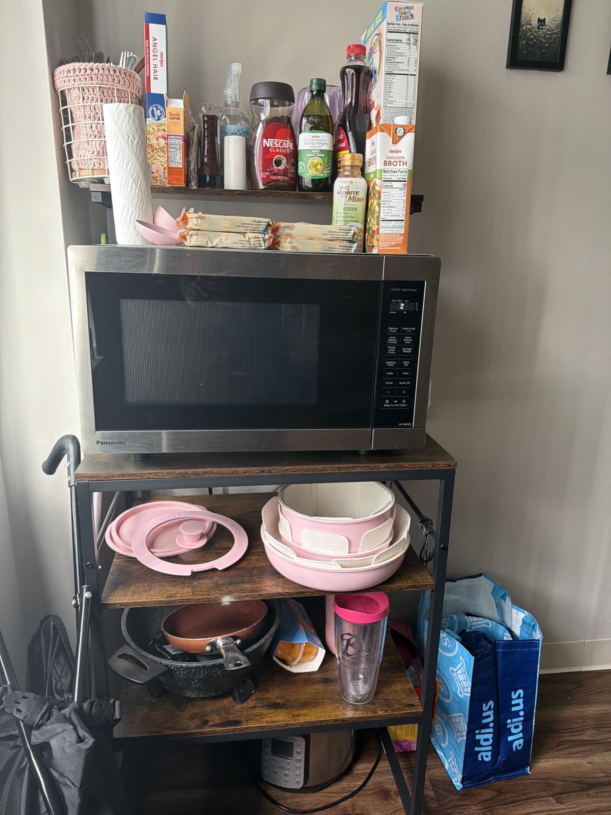 SUPERJARE Bakers Rack with Power Outlets, Microwave Stand, 31.5 X 16.5 Inch Larger Desktop, Kitchen Storage Rack with Adjustable Middle Shelf, 6 S-Shaped Hooks, Coffee Bar Stand, Rustic Brown customer photo 1