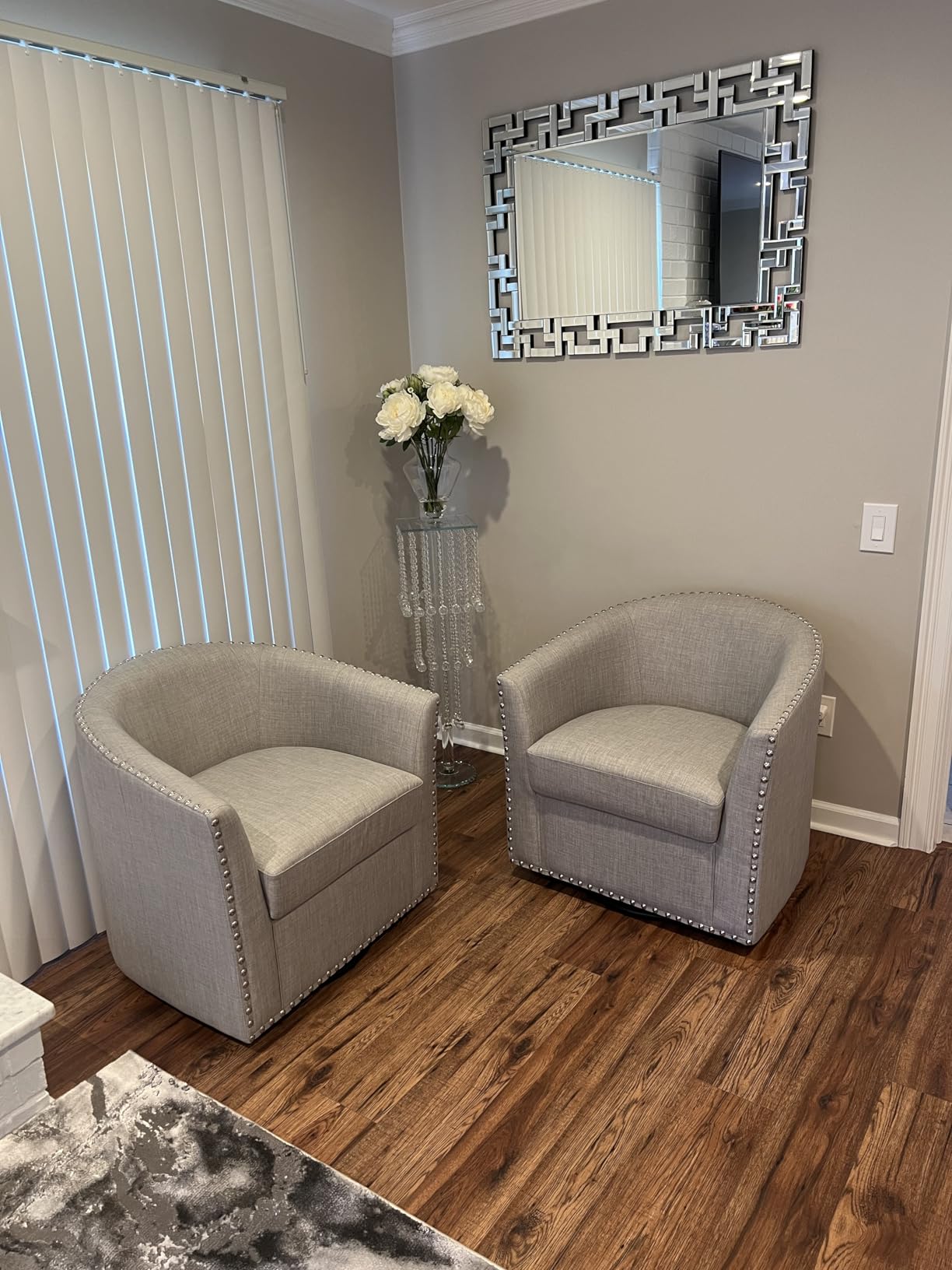 Swivel Accent Chair, Fabric Barrel Armchair, Fully Assembled, Beige customer photo 2