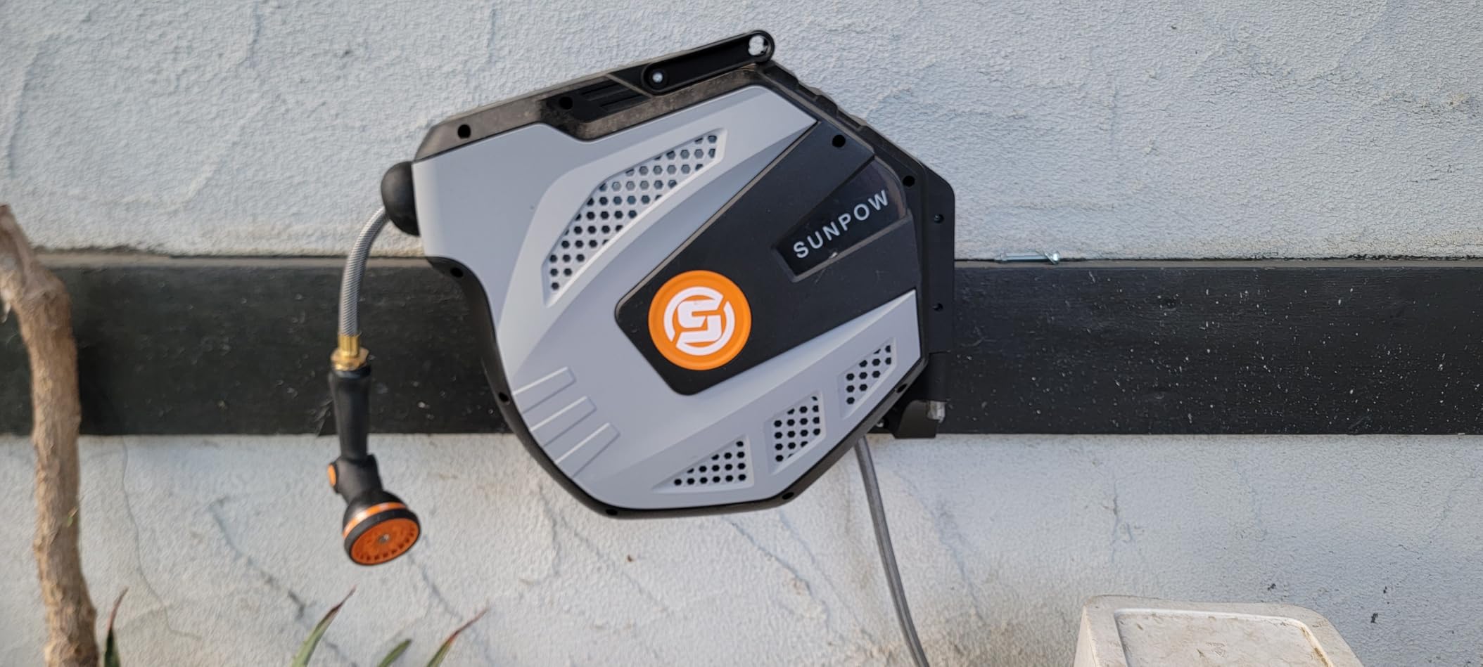 SUNPOW Retractable Garden Hose Reel - 1/2 inch x 50 ft Heavy Duty Wall Mounted Hose Reel with 3/4 inch Brass Fitting & 10 Sprayer Nozzle - Any Length Lock, Auto Rewind System, 180 Swivel Bracket - Grey customer photo 2