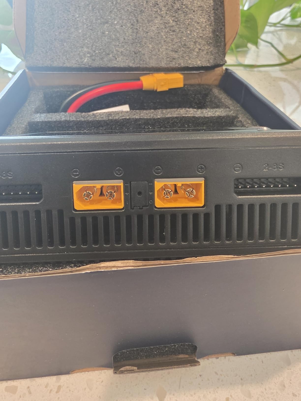 ToolkitRC M8D 1600W 50A DC Balance Touch Screen Charger 65W Fast Charge Dual Channels for 1-8S Lipo Battery for FPV Drone Car RC Model Parts (M8D) customer photo 1