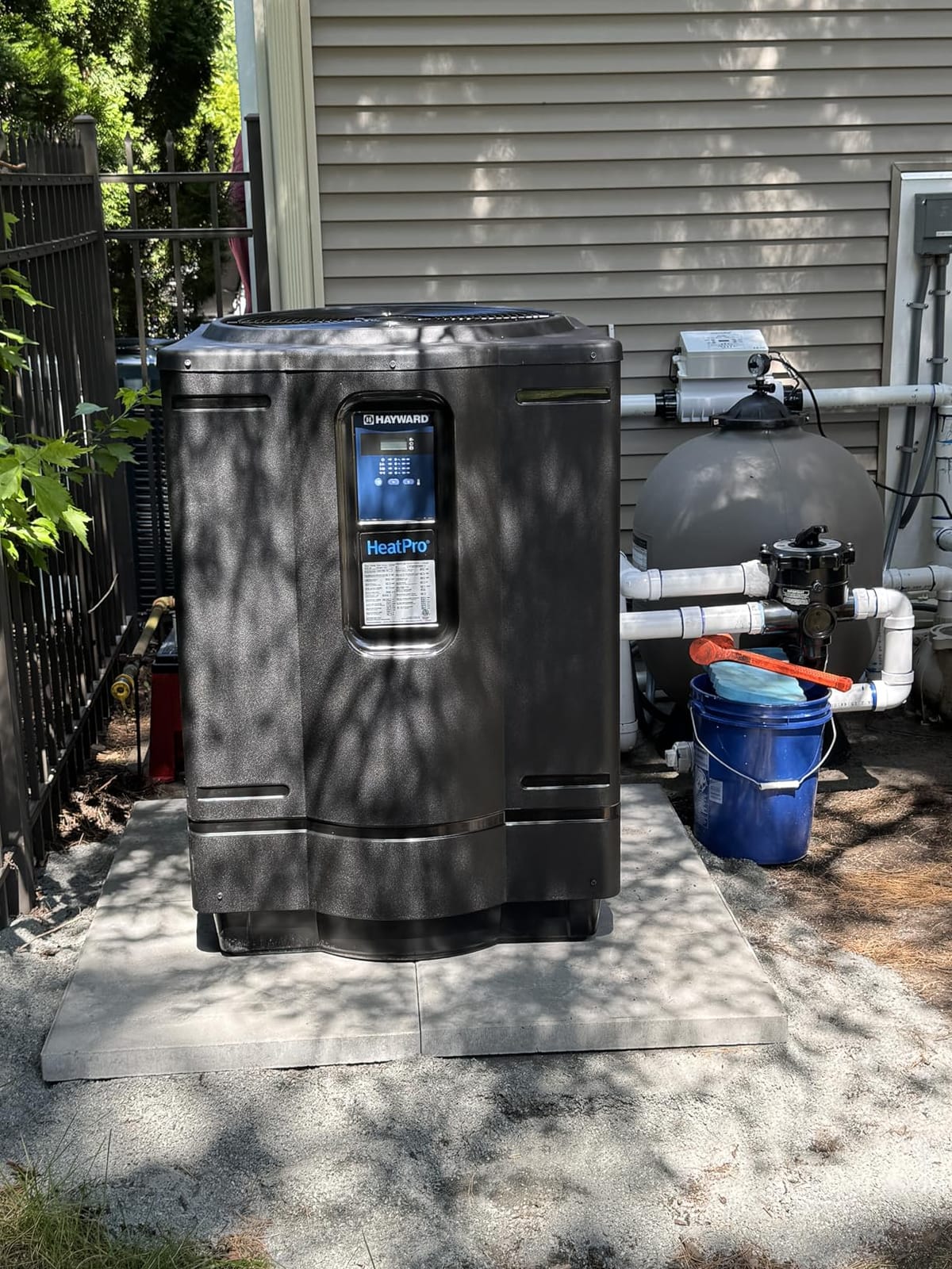 Hayward W3HP21405T HeatPro Pool Heat Pump, 140,000 BTU, Energy-Efficient, Titanium Heat Exchanger, 230V, Inground Pool Heater customer photo 1
