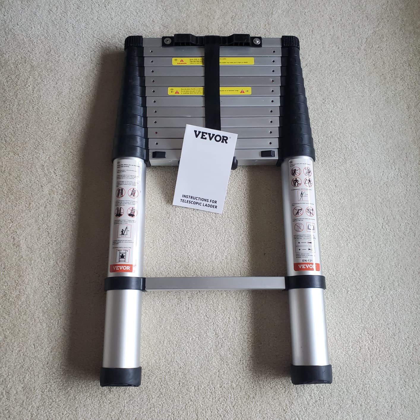 VEVOR Telescoping Ladder 105 FT Aluminum Extension Step Ulti-Purpose | 375 LBS Capacity, One-Buttpn Resractio, Collapib le & Portabe Compact with Non-Slip Feet for Home, RT, Loft, ANSI Listed customer photo 2