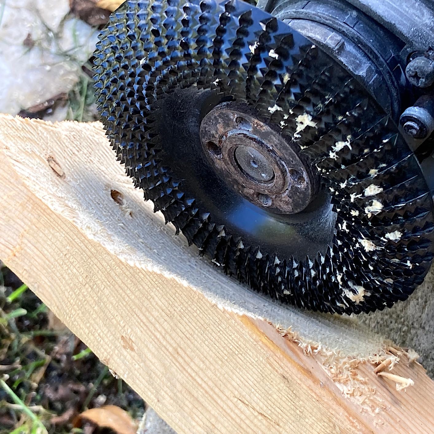 4.5 inch Wood Carving Disc for Angle Grinders with 7/8-inch Arbor | Wood Stump Grinder, For Wood Carving, Shaping, Working, Tree Stump Remover (4.5'' x 7/8'' Arbor) customer photo 2