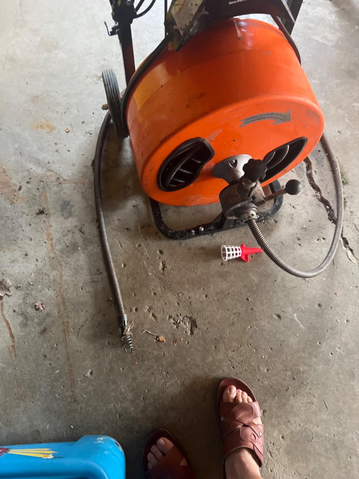 VEVOR 100FT x 3/4 Inch Drain Cleaner Machine Sewer Auger Auto Feed with 4 Cutter & Air-Activated Foot Switch for 4