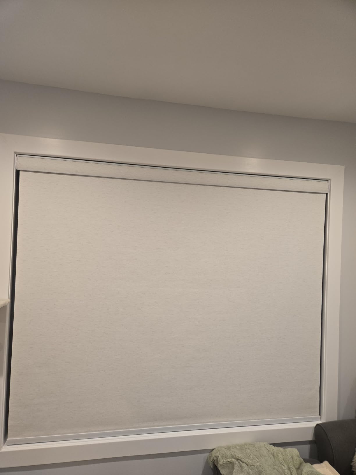 Kincmo Motorized Blinds with Remote, APP, Voice Control - 100% Blackout customer photo 1