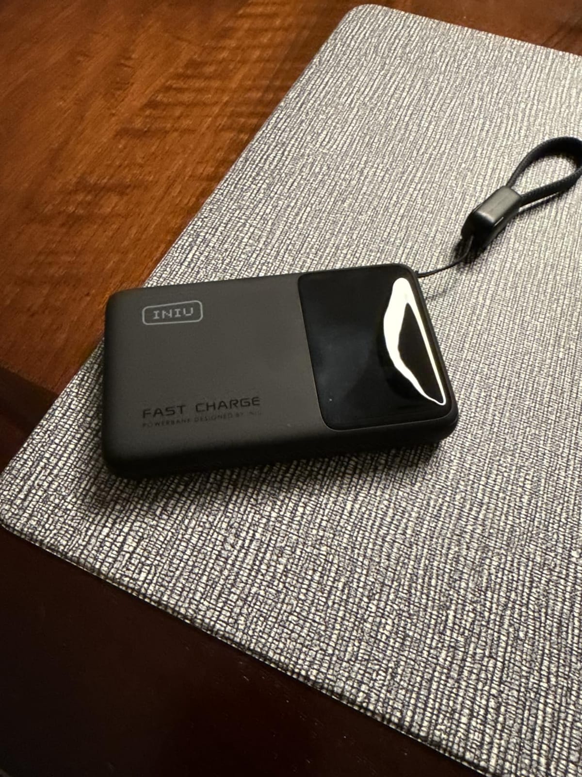 INIU Power Bank, Compact 10000mAh 45W PD Fast Charging Portable Charger | Detachable USB-C Cable, Stand, Flight-Safe, Travel, Flashlight, Battery Pack for iPhone 17 16, Samsung S26, iPad etc customer photo 1