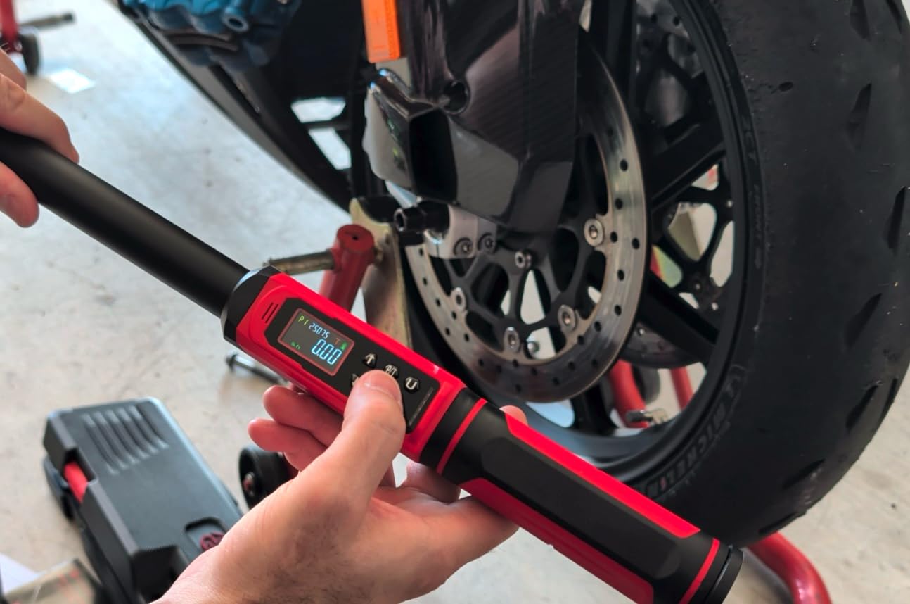 SUERCUP 1/2-Inch Drive Digital Torque Wrench, 3.8-250.8Ft.Lb, for Lug Nuts | Electronic Torque Wrench, ±1% Accuracy, Vibration/Buzzer/LED, 9 Presets & 5 Units customer photo 1