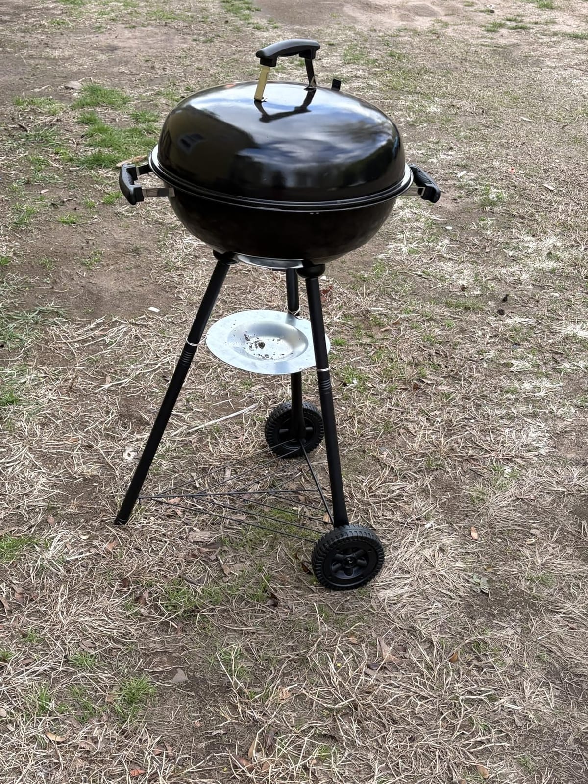Joyfair Kettle Charcoal Grill, 18 Inch Outdoor Portable Camping BBQ Grills | Round Barbecue Smoker Grill with Wheels for Backyard Tabletop Grilling, Enameled Lid & Fire Bowl, Dual Venting System, Black customer photo 1