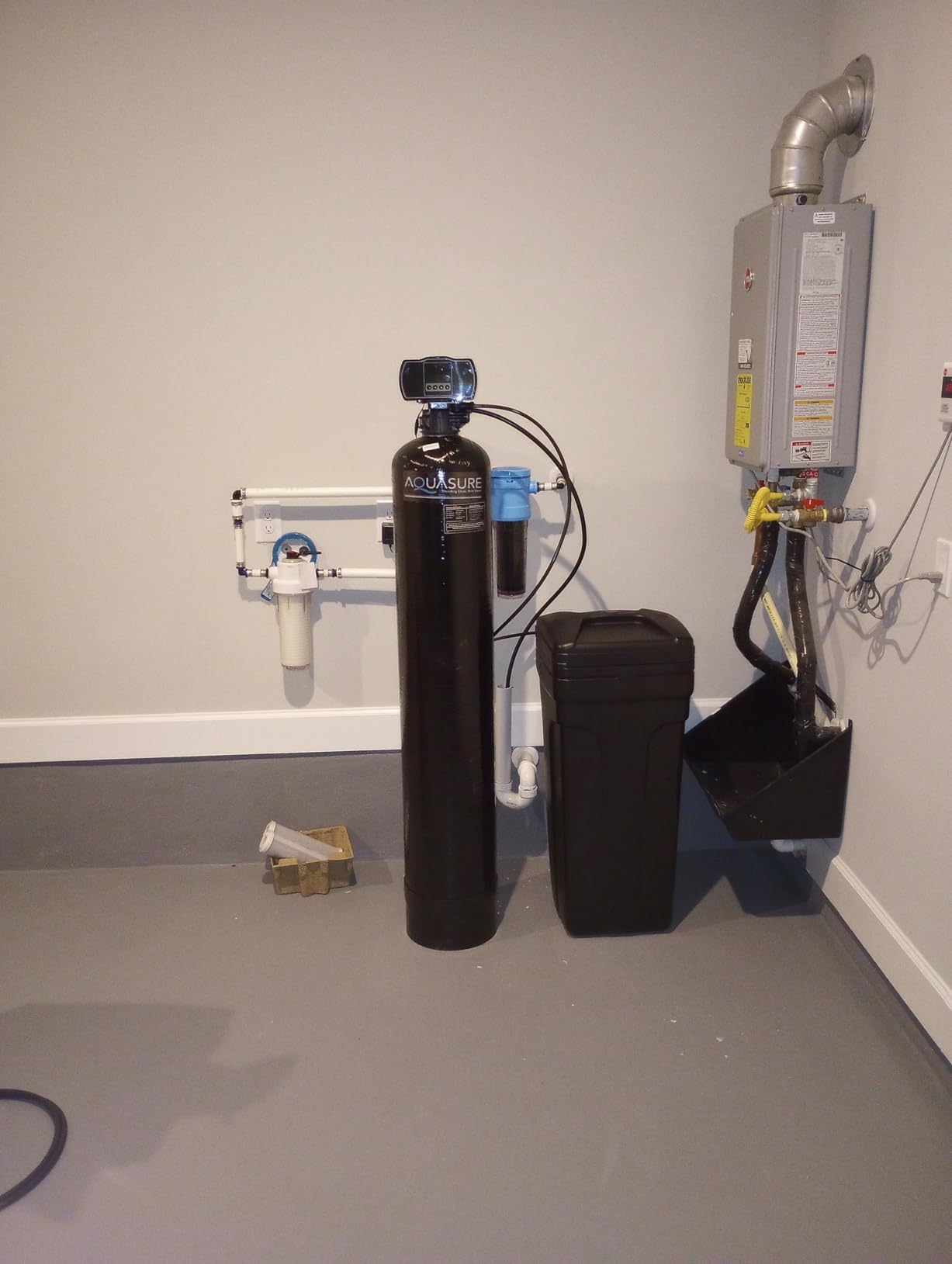 Aquasure Harmony Series 70,000 Grains Whole House Water Softener with Automatic Digital Metered Control Head | Fine Mesh Resin for Iron Removal, Reduces Hardness & Improves Water | for 4-6 bathrooms customer photo 1