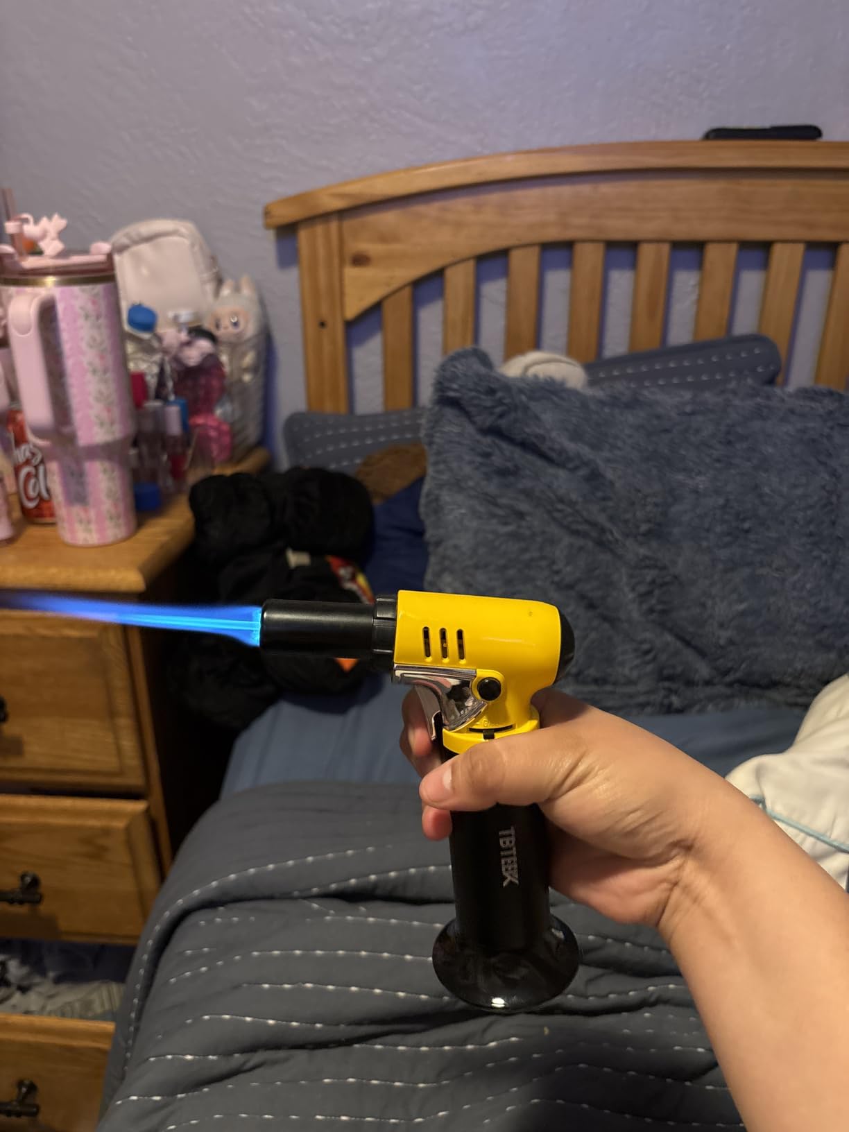 TBTeek Butane Torch with Fuel Gauge T907, One-hand Operation Kitchen Torch Lighter with Adjustable Flame for BBQ, Baking, Brulee Creme, Crafts and Soldering (Butane Gas Not Included) customer photo 1