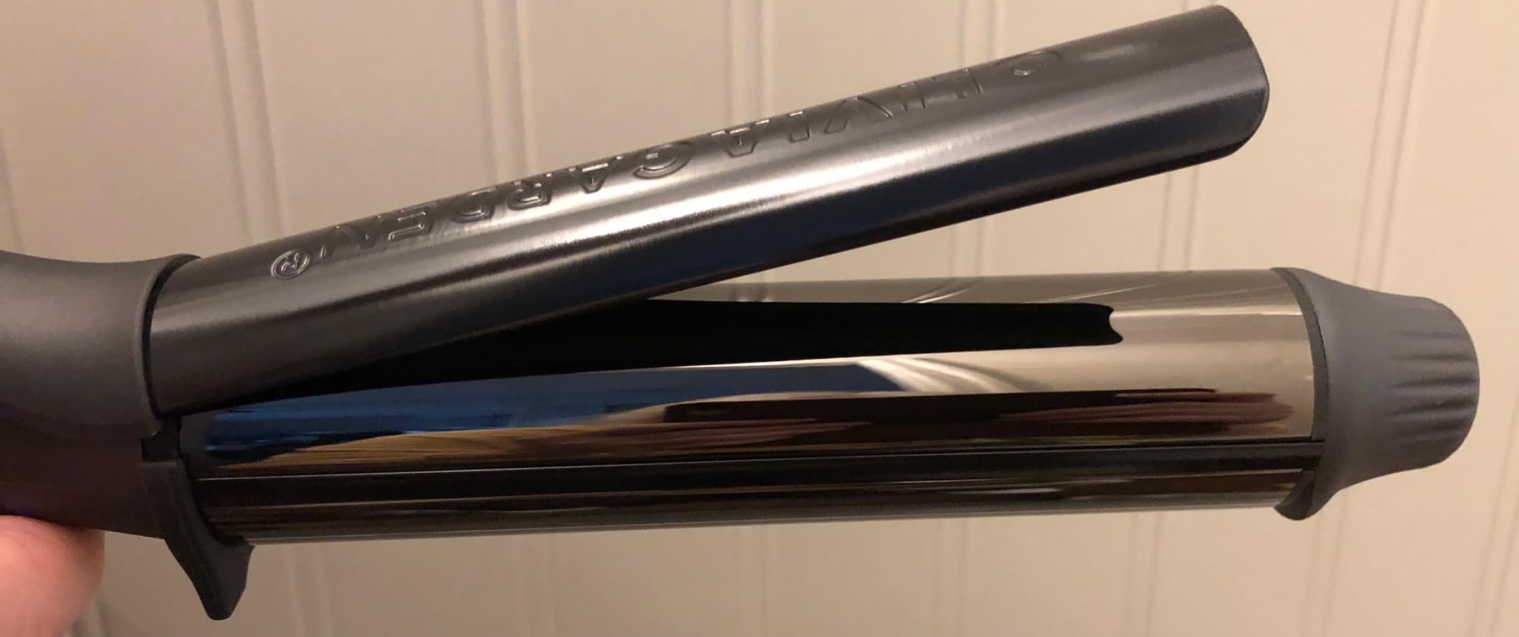 Olivia Garden Titanium + Ion High Performance Professional Curling Iron - Dual Voltage, Snag-Free Styling - Fast Heat Up to 455°F with Heat Resistant Heat Mat/Pouch customer photo 2