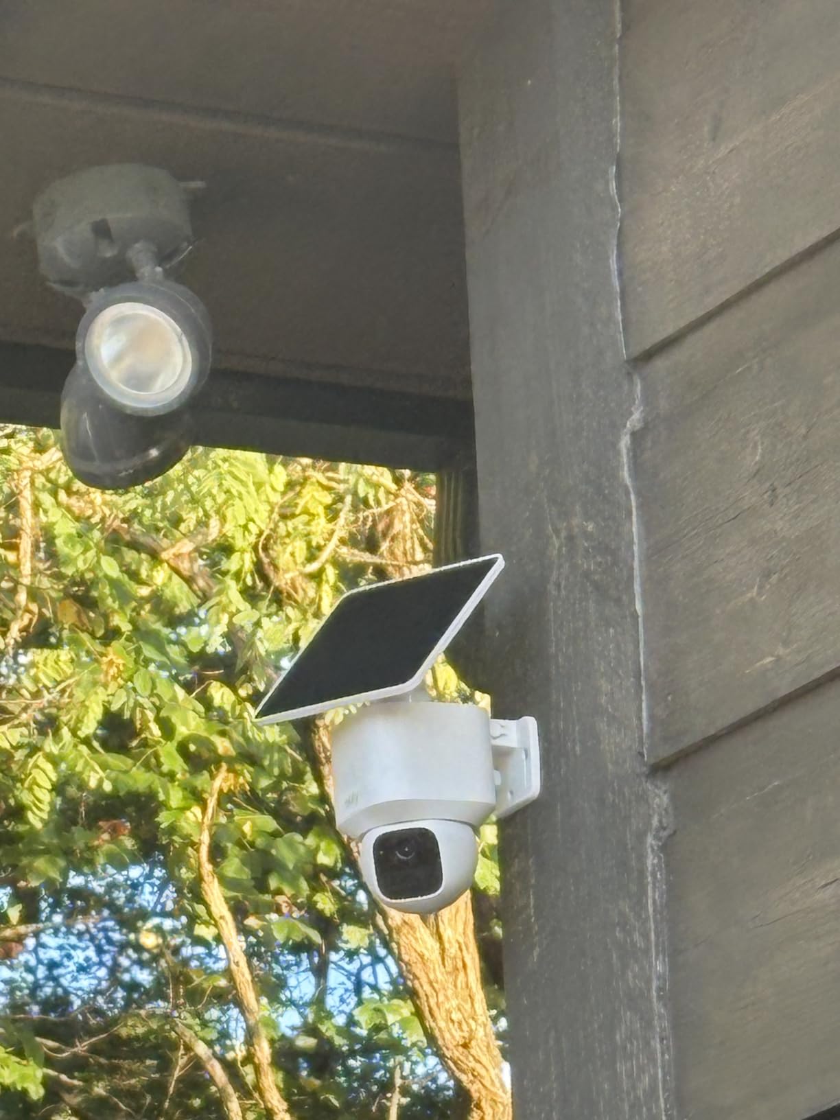 eufy Security SoloCam E30, 2K Solar Security Camera, 360° AI Tracking customer photo 2
