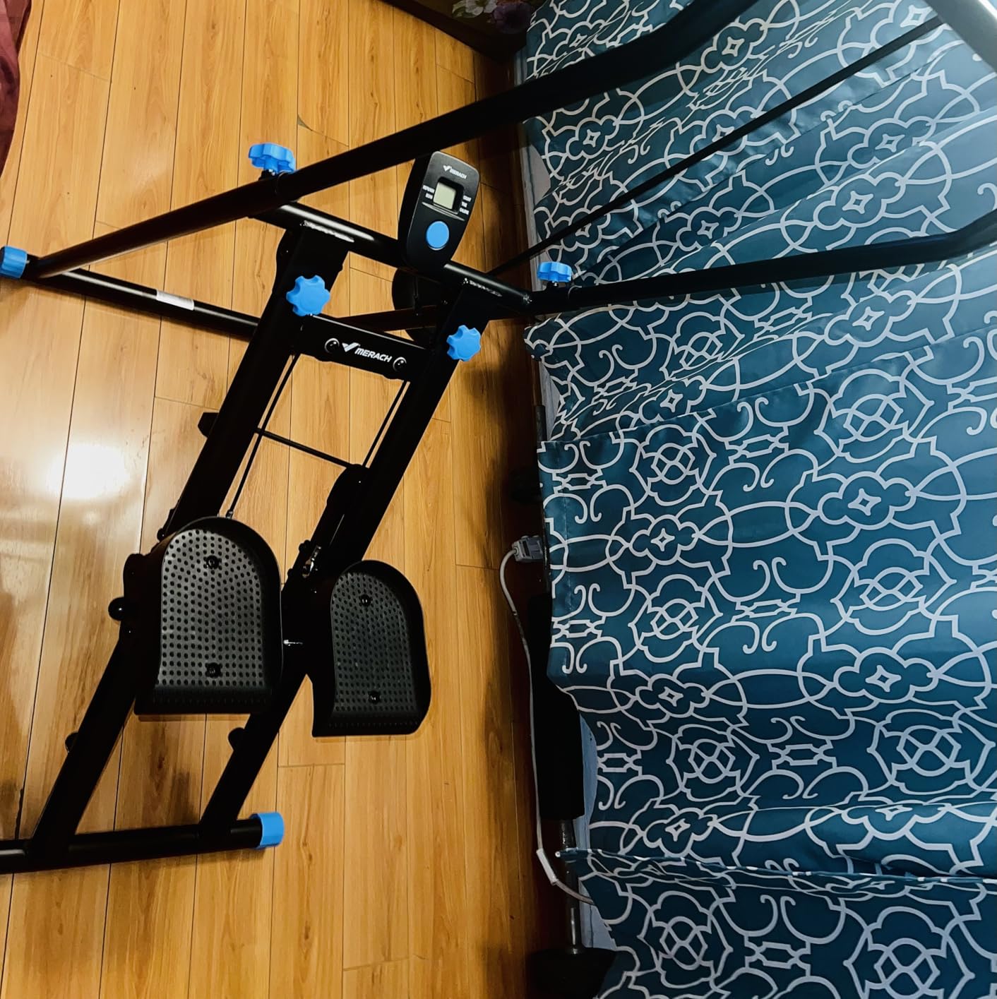 MERACH Stair Stepper with Adjustable Resistance, Foldable Stair Climber customer photo 2