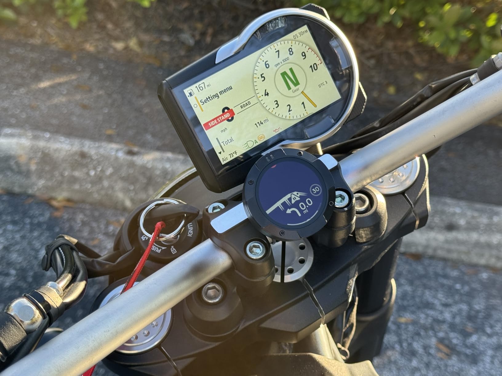 Beeline Moto II Metal Edition Gunmetal - GPS Navigation for Motorcycles customer photo 2