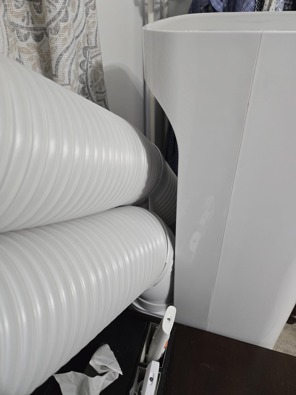 Hisense API0825UW1D Smart Inverter Twin Hose 8,000 BTU (DOE) 350 SF Heat/Cool Tower Portable Air Conditioner, White customer photo 2