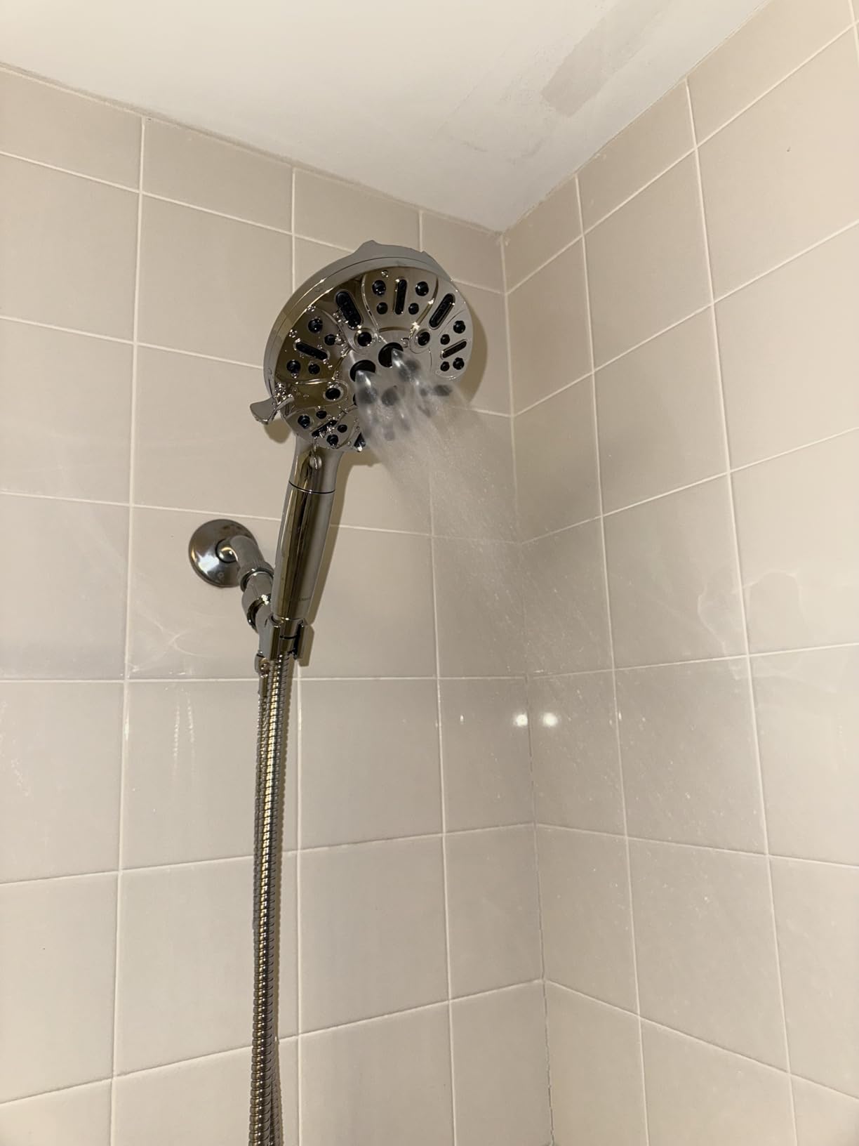 Filtered Shower Head with Handheld, High Pressure 9 Settings Shower Filter Head for Hard Water, Built-in Power Spray, Hard Water Filter Showerhead - Remove Chlorine - Dry Skin, Hair (Premium Chrome) customer photo 1