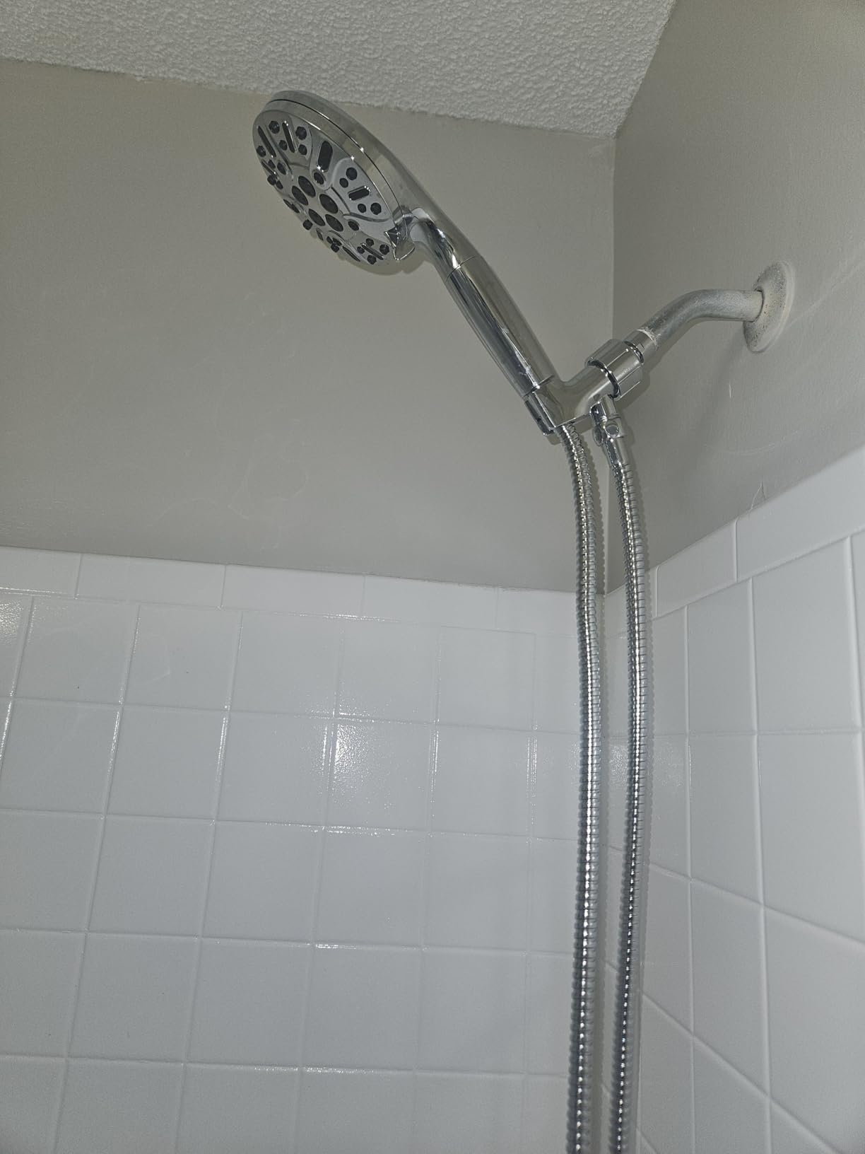 Filtered Shower Head with Handheld, High Pressure 9 Settings Shower Filter Head for Hard Water, Built-in Power Spray, Hard Water Filter Showerhead - Remove Chlorine - Dry Skin, Hair (Premium Chrome) customer photo 2