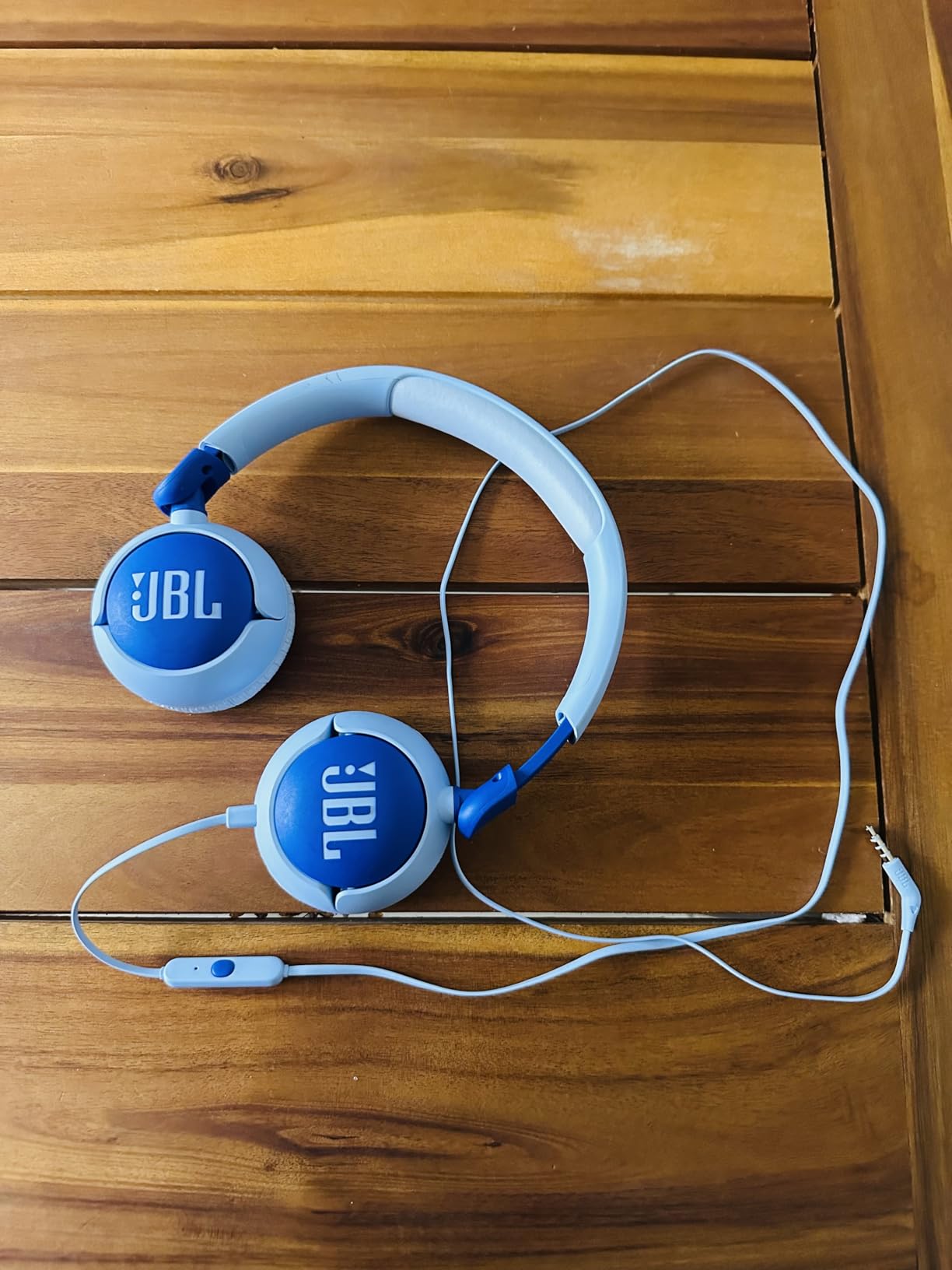 JBL Junior 320 Kids Headphones, Wired, Volume-Limited - Purple customer photo 2