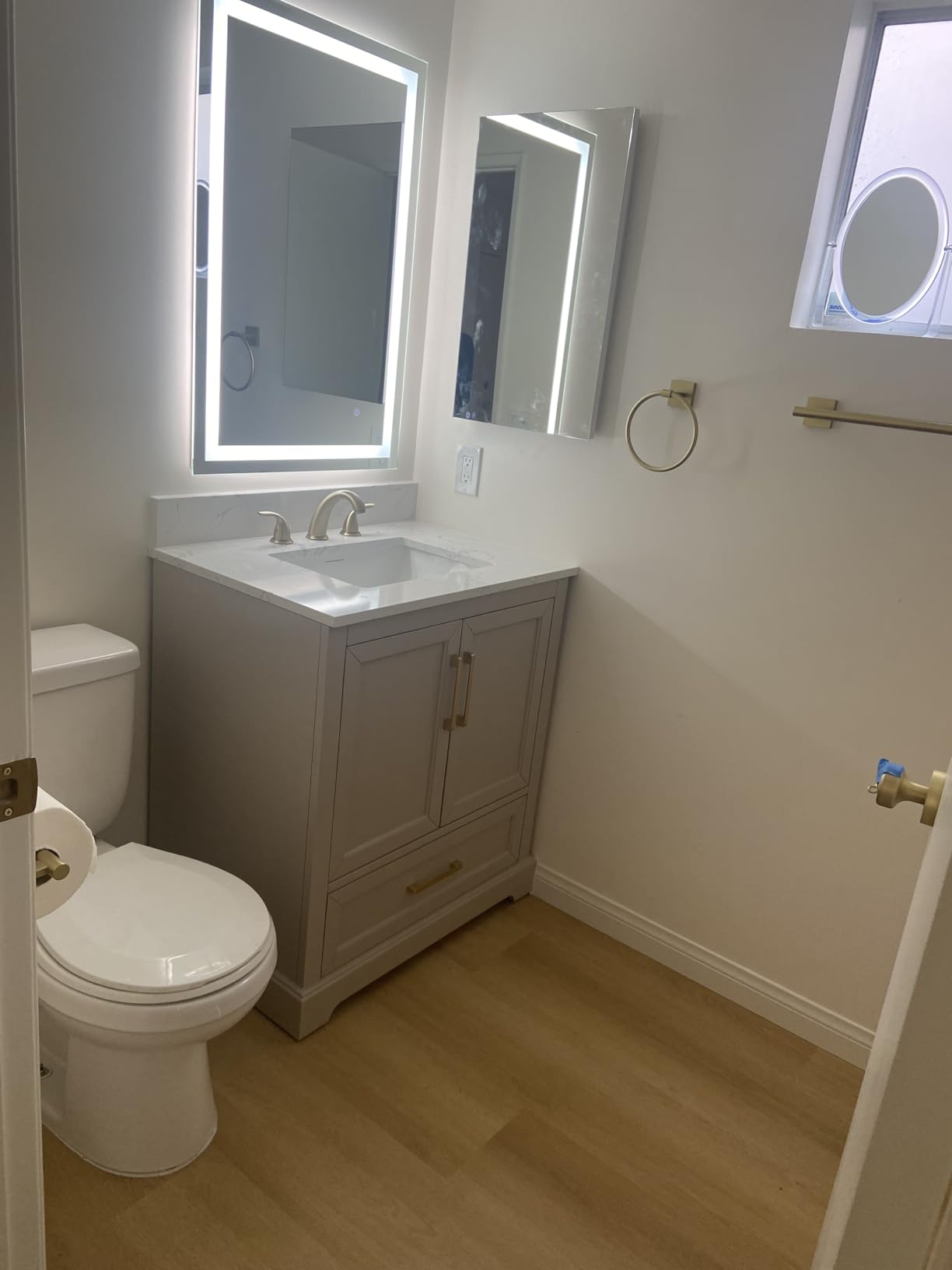 48 Inch Bathroom Vanity with Sink Combo, Greige | Solid Wood Frame with Stone Top & Backsplash & Ceramic Sink, Fully-Assembled with Soft-Closing Doors & 7 Drawers customer photo 1