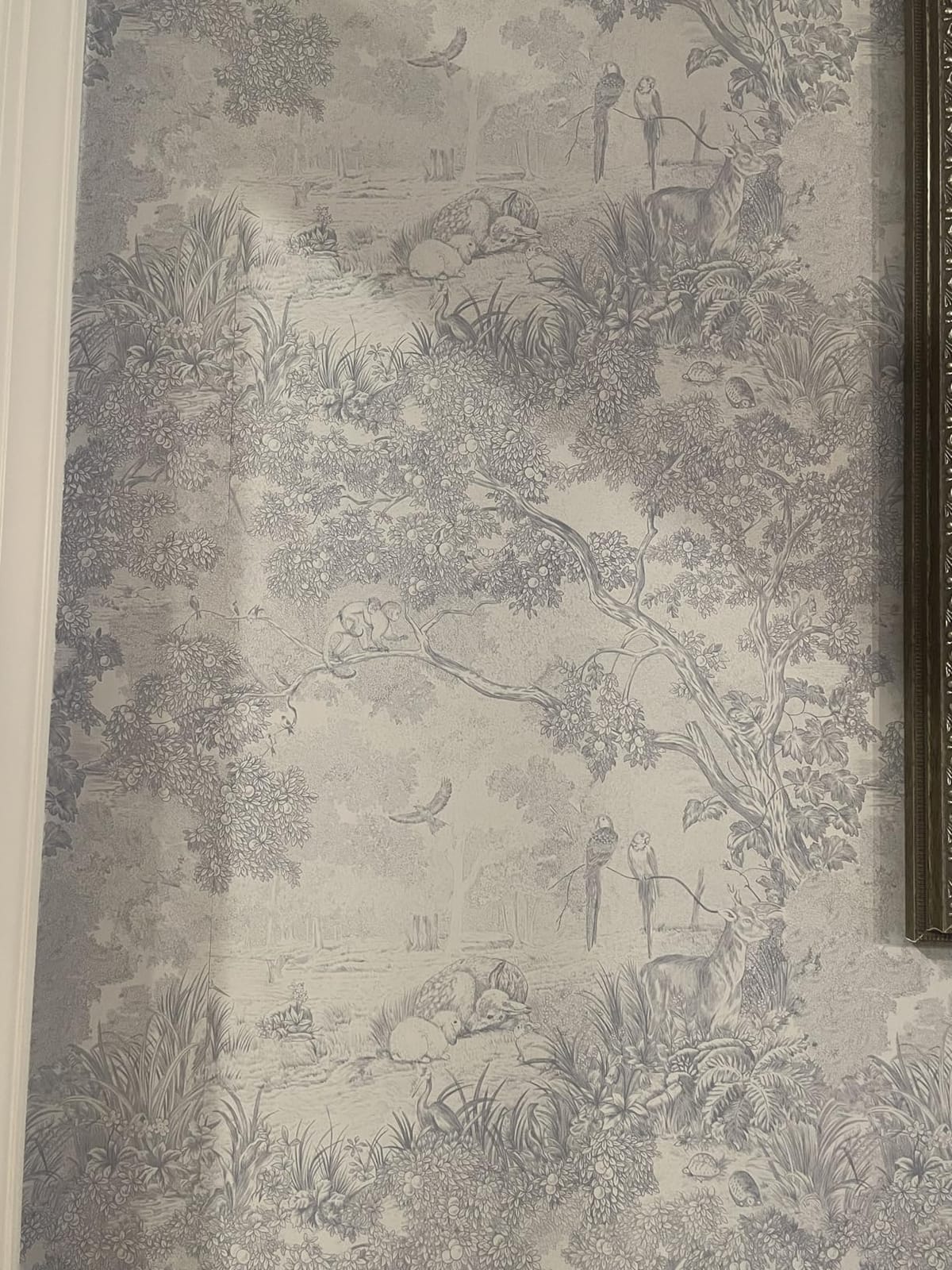 Heroad Peel and Stick Wallpaper Beige Neutral Vintage Forest Animals Floral Wallpaper Removable Self-Adhesive Contact Paper for Bedroom Living Room Cabinets Decoration Thicken Vinyl 17.3