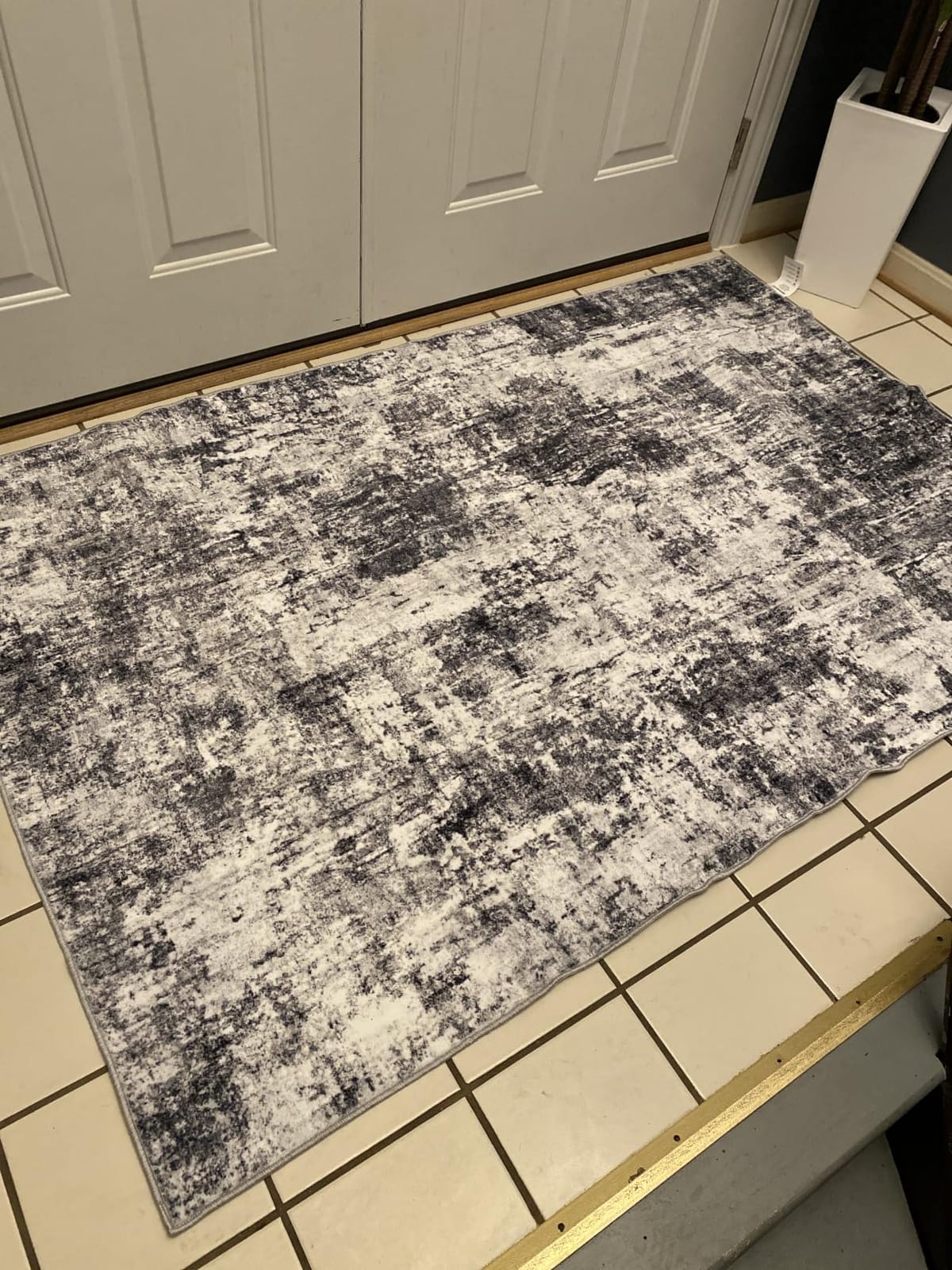 12x18 ft Extra Large Living Room Rug Washable Modern Abstract Neutral Oversize Rugs for Bedroom, Dining Room, Family Room Non-Slip Low-Pile Thin Stain-Resistant Carpet in Beige Grey customer photo 1