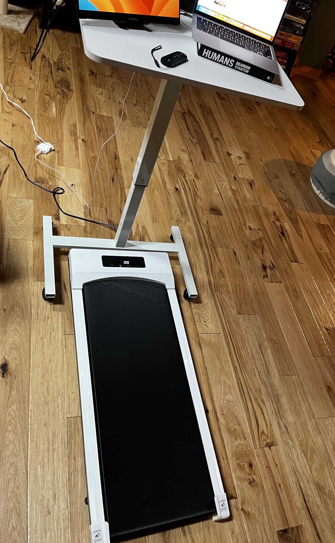 Walking Pad Treadmill with Desk Workstation, 3.5 HP Foldable Treadmills with 15% Incline & Handle Bar, 450lbs Capacity, 2s Folding, Ultra-Quiet, Small/Compact Under Desk Treadmills for Home Office customer photo 1