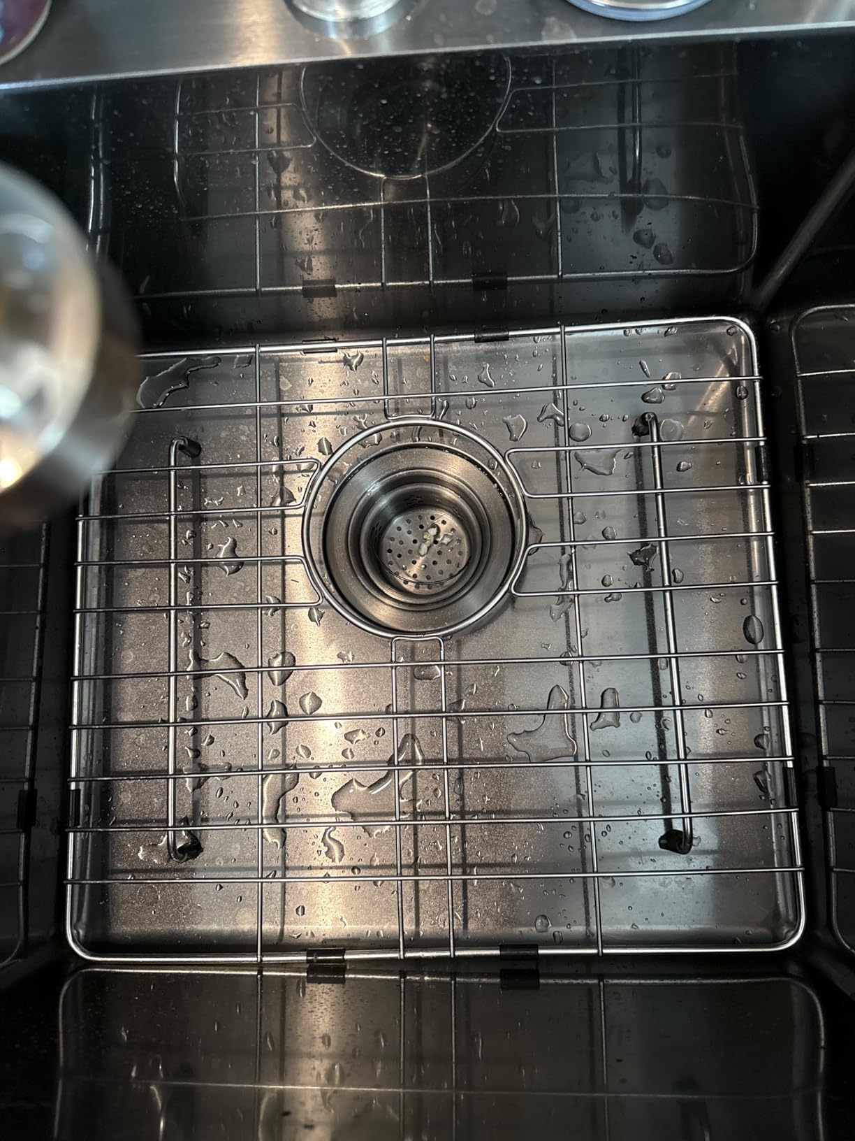 Comllen 22x18 Inch Drop in Kitchen Sink, 16 Gauge Topmount RV Small Kitchen Bar Sinks, Stainless Steel Outdoor Prep Single Bowl Workstation Wet Bar Sink customer photo 1