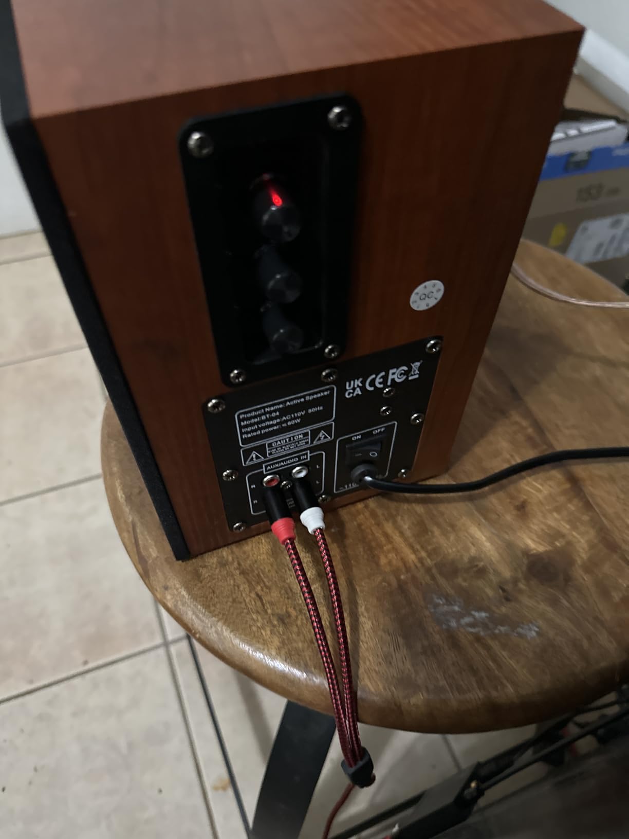 Elimavi 30W X 2 Powered Bookshelf Speakers, RCA Input for Turntable, Brown customer photo 1