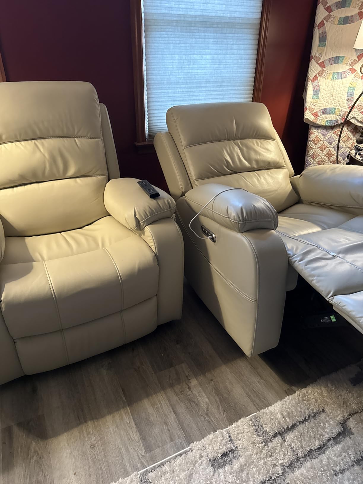 EONIX Dual Motor Zero Clearance Wall Hugger Recliner, Cream White | Recliner Chair for Adults, Power Headrest, USB/Type-C Charging Ports, Electric Reclining Sofa Chair for Living Room, RV customer photo 1