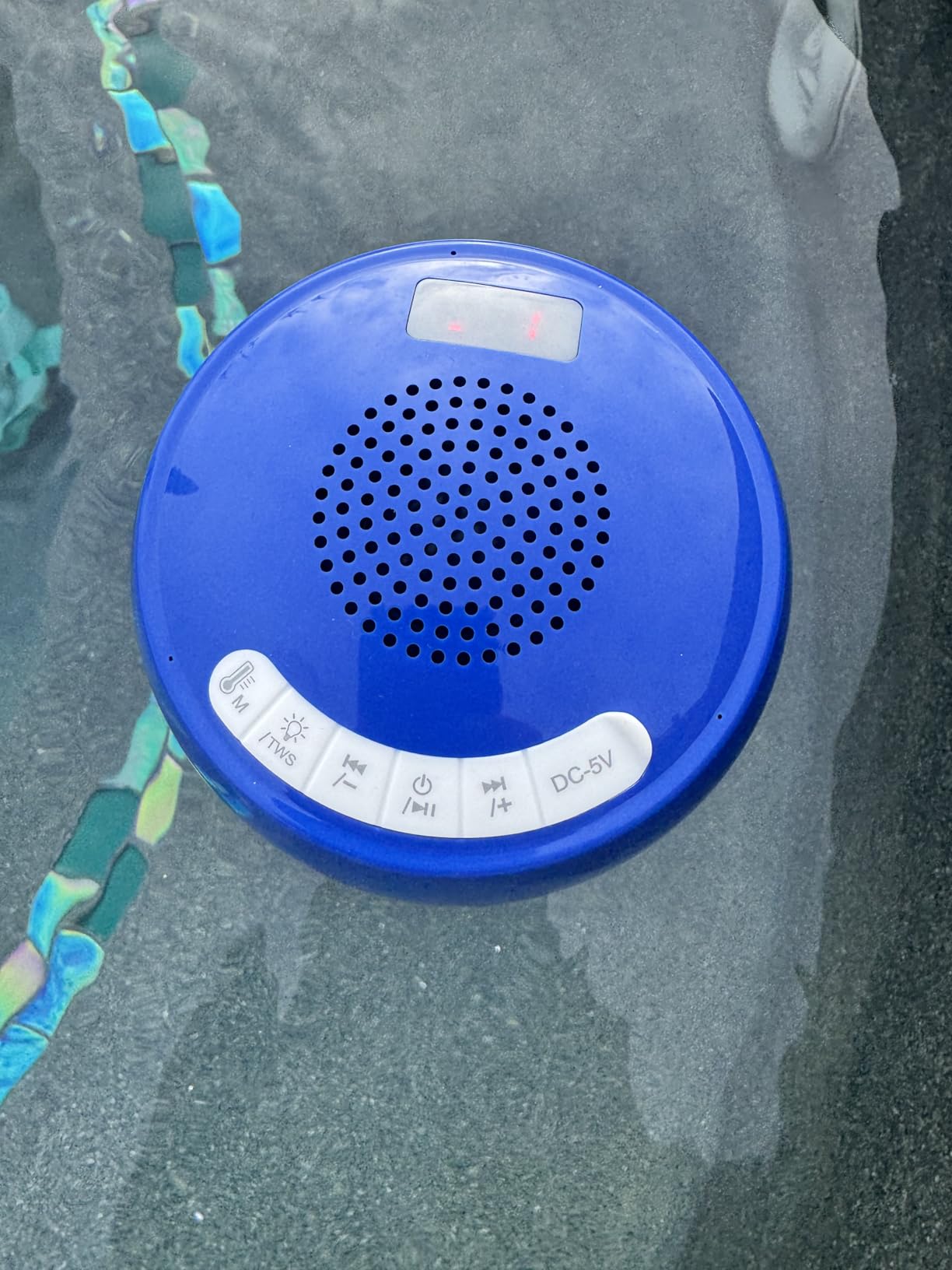 LanAqua 3 in 1 Bluetooth Pool Speaker,Floating Pool Speaker,Hot Tub Speaker customer photo 2