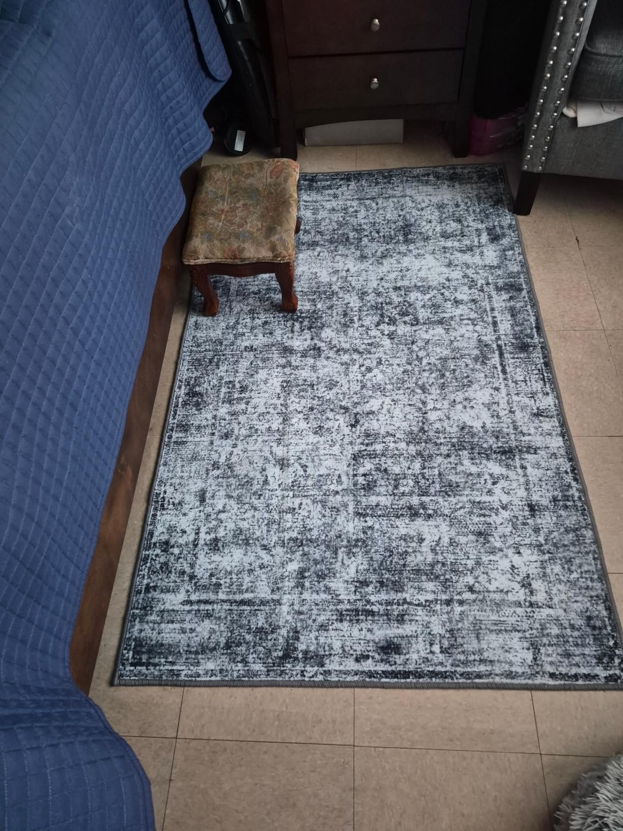 Washable Area Rug 8' x 10' Vintage Traditional Persian Mat - Foldable Distressed Non-Slip Machine Washable Carpet for Living Room Bedroom Kitchen Home Decor - Graphite and Mist customer photo 1
