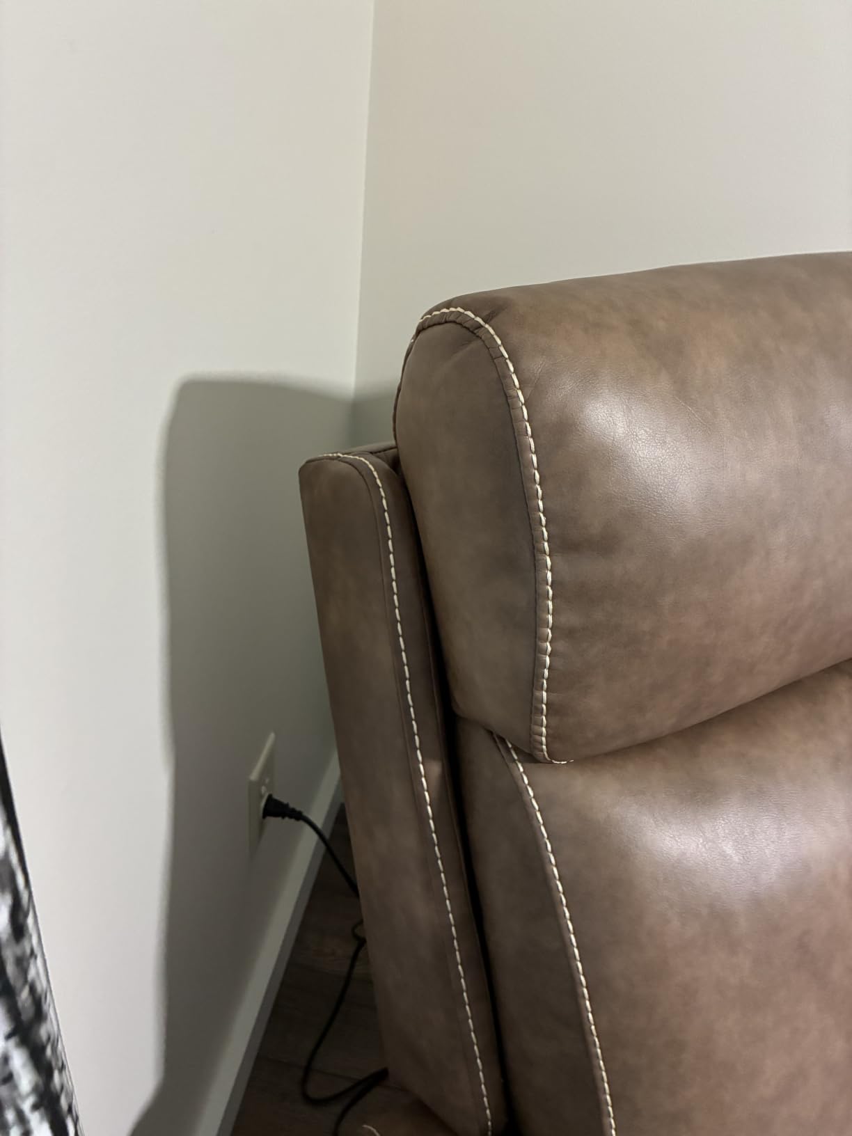 KISLOT Wall Hugger Recliner Chair, Faux Leather Power Reclining, Grey, 1PC | USB Charging Ports, Electric RV Recliner, Home Theater Seating, Living Room, Bedroom customer photo 2