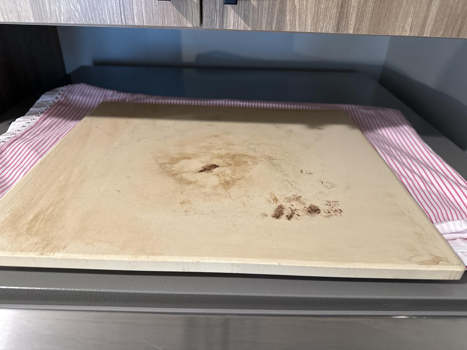 Unicook 20 x 16 Inch Extra Large Pizza Stone for Oven and Grill, 15.8 Lbs | Even Heating & Consistent Heat Retention, Creates Crispy Crust for 2 Small Pizzas, Bread, Cookies, Includes Dough Scraper customer photo 2