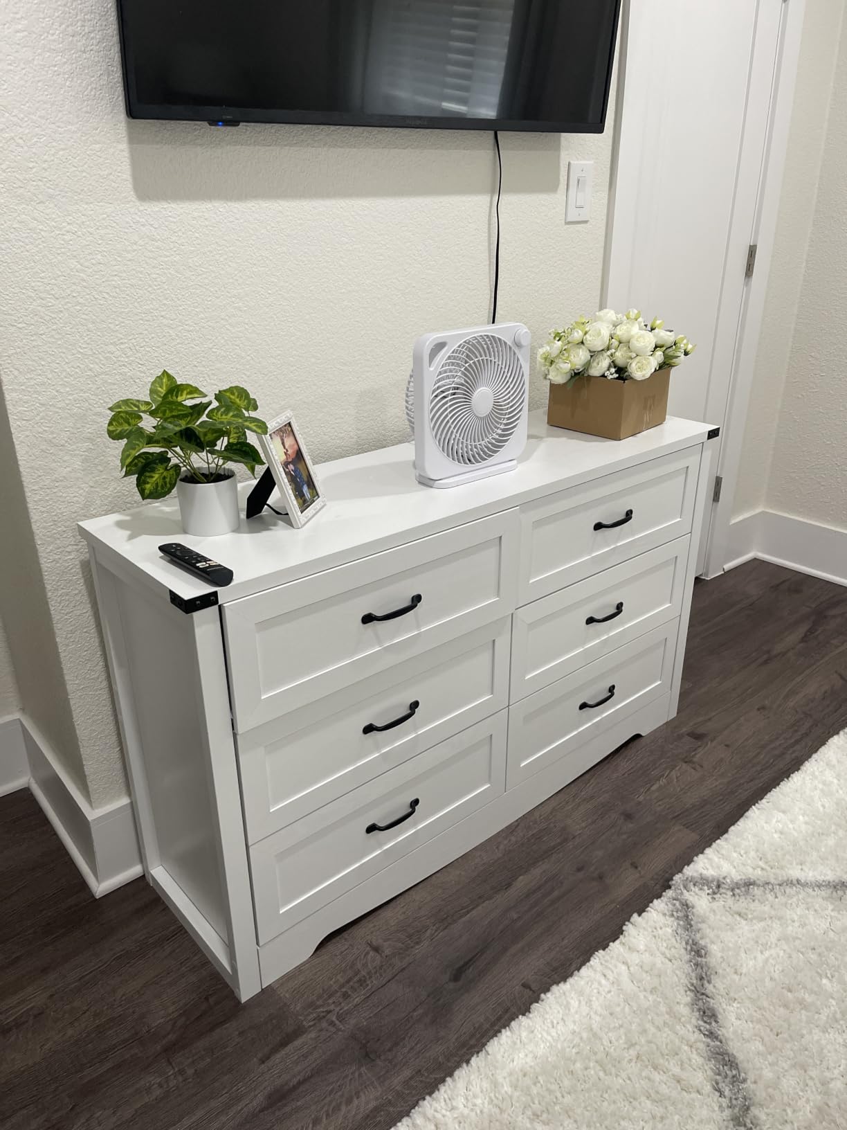 BORNOON 6-Drawer Dresser for Bedroom, Modern Wooden Chest of Drawers with Metal Handles, Anti-Tipping Design, Sturdy and Stable Storage Organizer for Living Room, Entryway, Home Office customer photo 1
