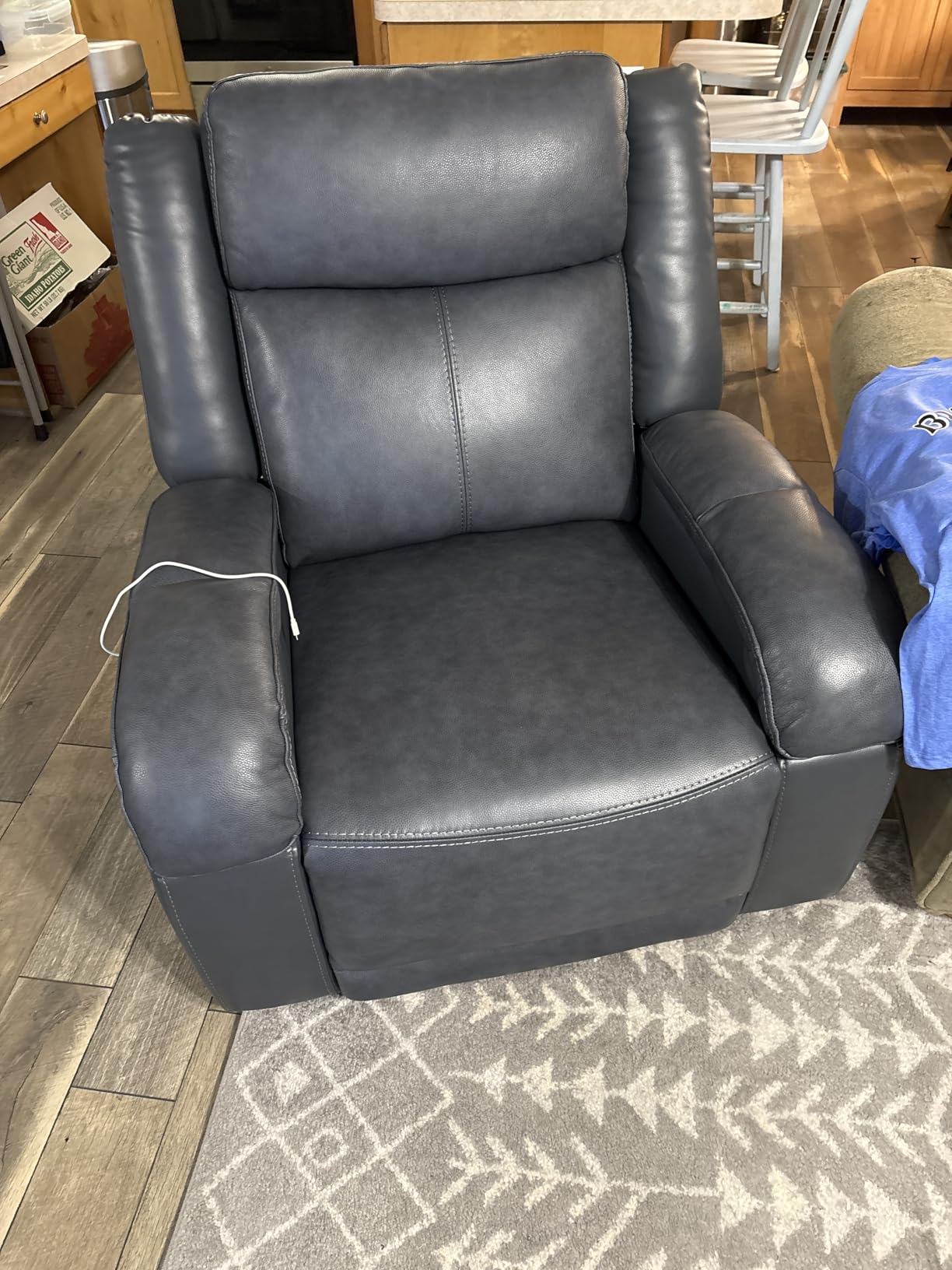 Watson & Whitely Genuine Leather Wall Hugger Power Recliner, Cafe | Recliner Chair for Adults, Power Headrest, USB/Type-C Charging Ports, Electric Reclining Sofa Chair for Living Room, RV customer photo 1