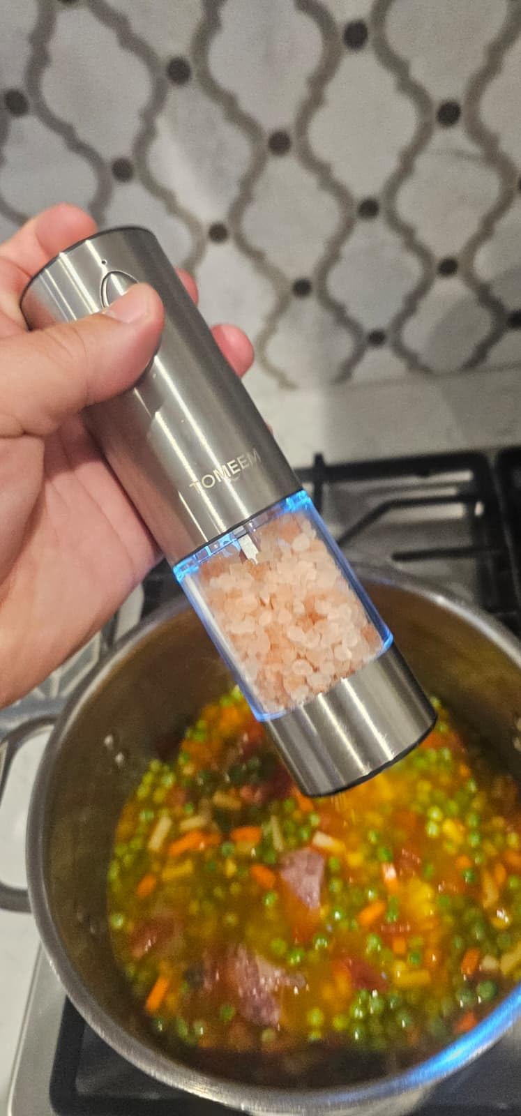 TOMEEM Larger Capacity Rechargeable Electric Salt and Pepper Grinder Set | 110ml Stainless Steel Automatic Pepper Mill with 5 Adjustable Grind Settings, LED Light and Refillable Design customer photo 2