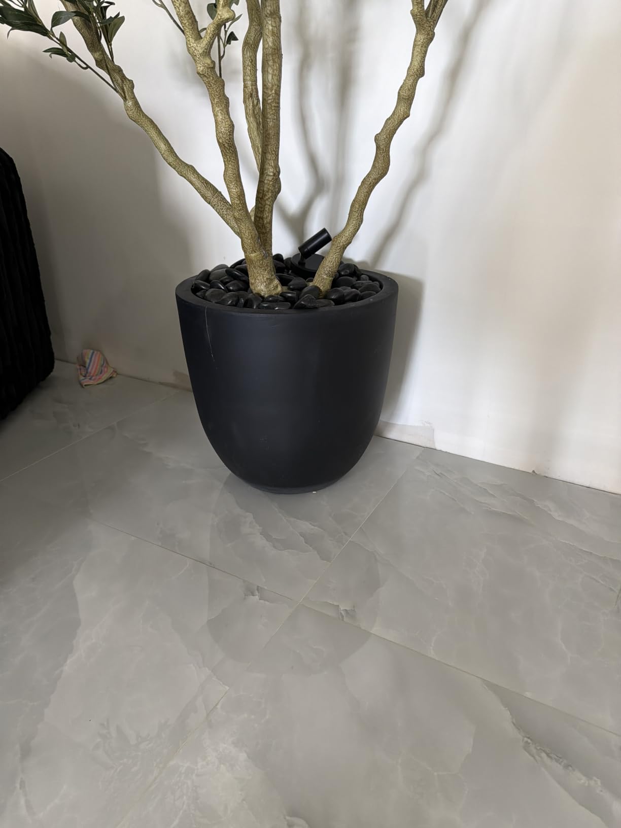 Kante Weathered Concrete Planter 18