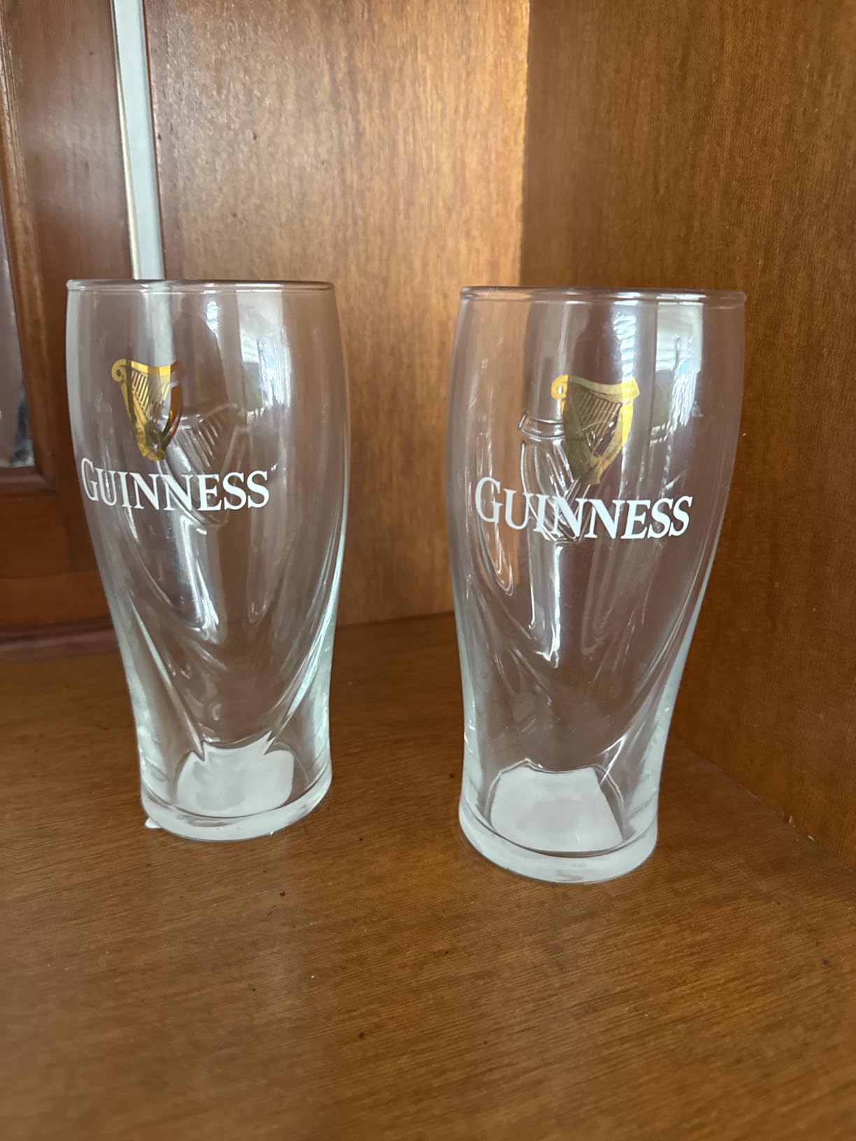 Guinness 20oz Tulip Pint Glass – Flying Toucan & Tortoise Design – 2 Pack | Official Merchandise Vintage Irish Pub Barware customer photo 1