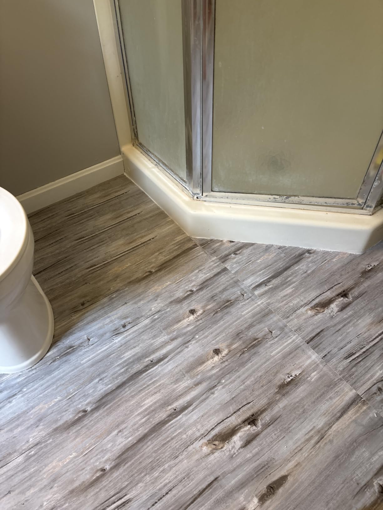 Art3d Wood Textured Peel and Stick Vinyl Floor Tiles, 40-Pack, Dust Grey customer photo 2