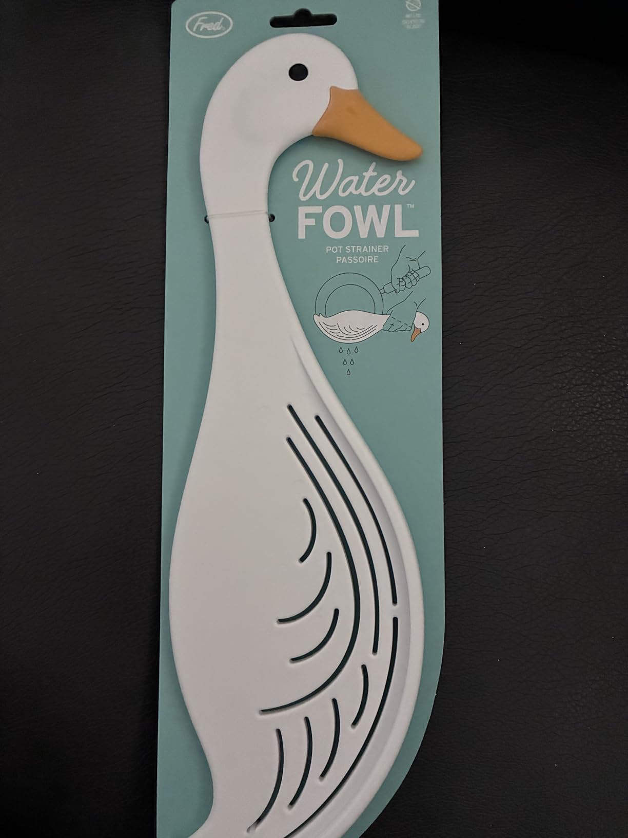 Genuine Fred WATERFOWL Goose Pot Strainer - Great for Pasta and Vegetables - Easy One-Handed Draining - Space-Saving Design - Funny Kitchen Gadget and Accessory customer photo 1