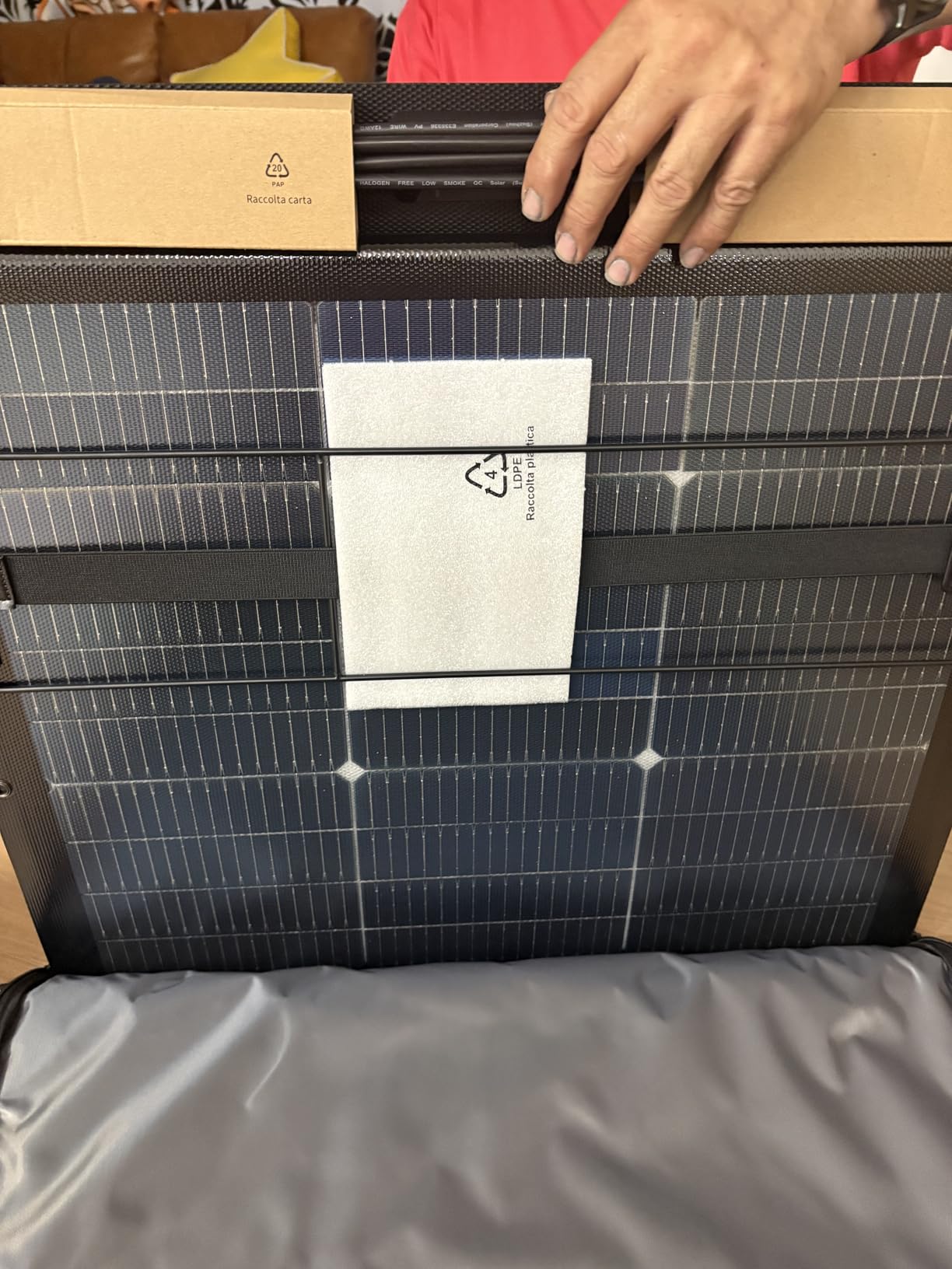 EF ECOFLOW Solar Generator Delta 3 Classic with 220W Solar Panel, 1024Wh | 1800W AC (3600W Surge)/100W USB-C Output, LiFePO4 Battery Portable Power Station, 10ms UPS, 1 Hr Fast Charge For Home,Camping customer photo 1