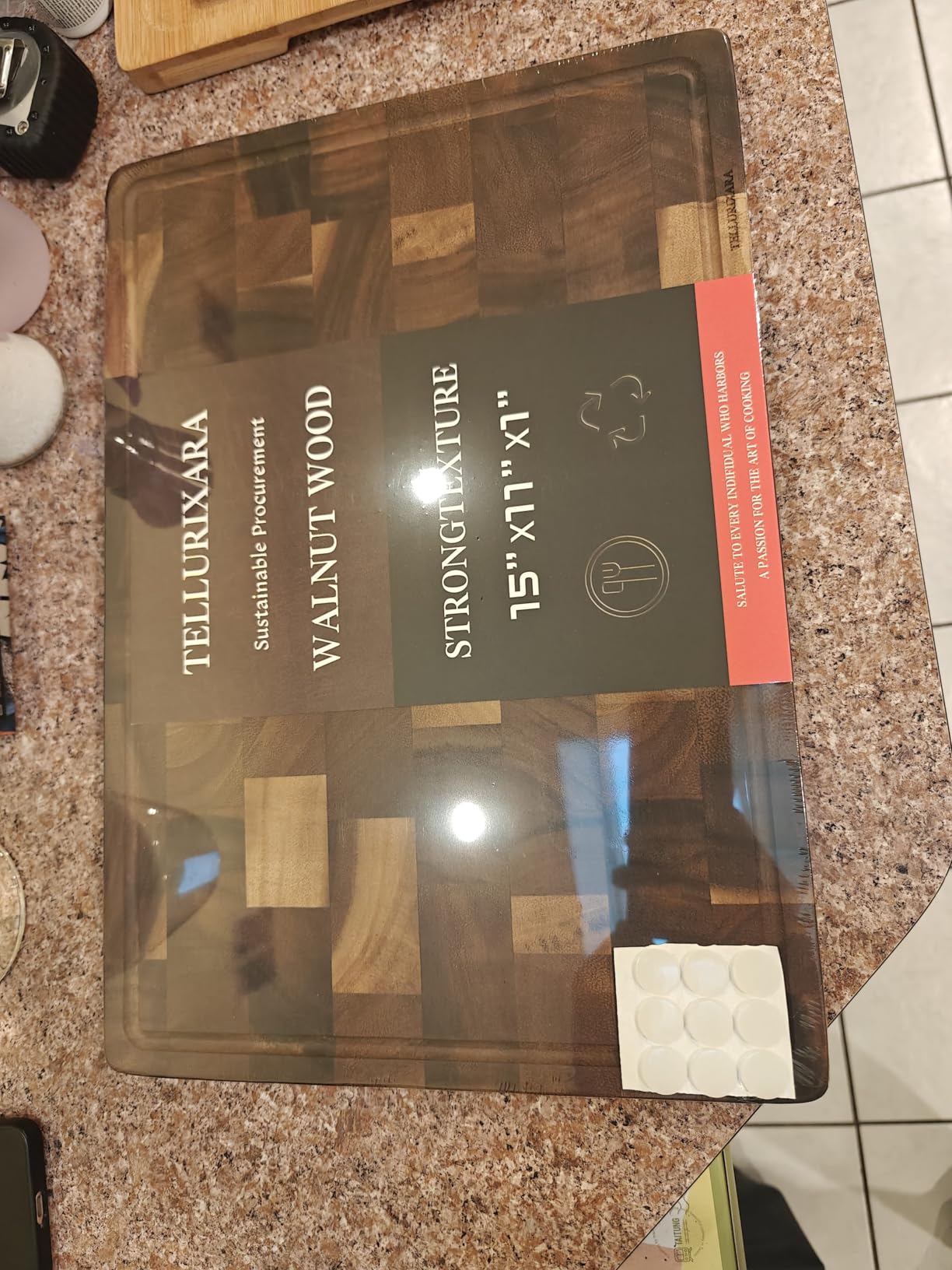 Wood Cutting Board for Kitchen,Walnut Chopping Board with Gift Box,Butcher Block Cutting Board with Juice Grooves & Handles,17