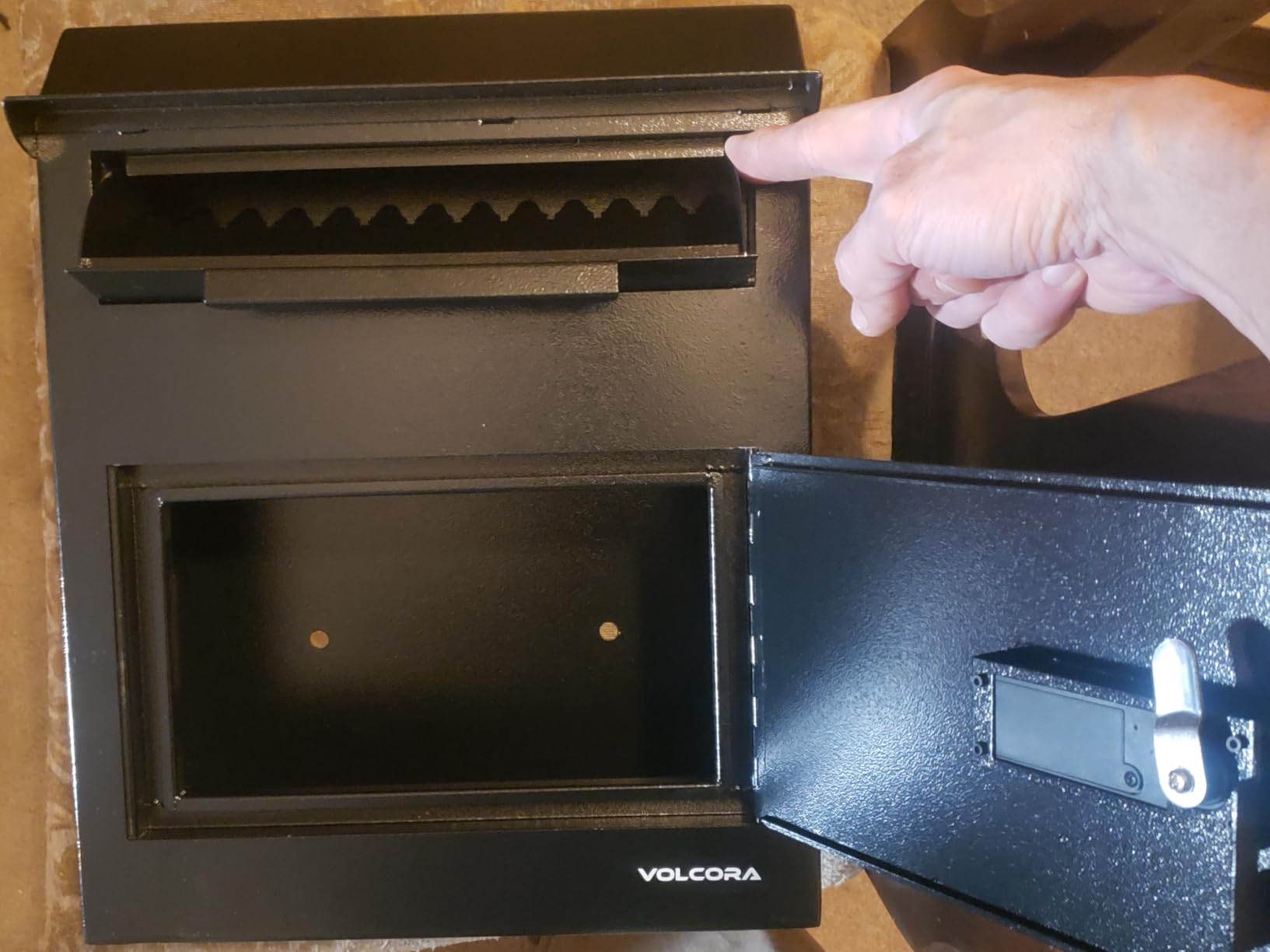 Volcora Smart Key Drop Box with Fingerprint Lock, Drop Safe with Drop Slot, Digital Keypad, Supports Fingerprint/APP Bluetooth/Passcode/Access Card/Key Unlock, Wall Mount Mailbox, Cash Drop Box customer photo 1