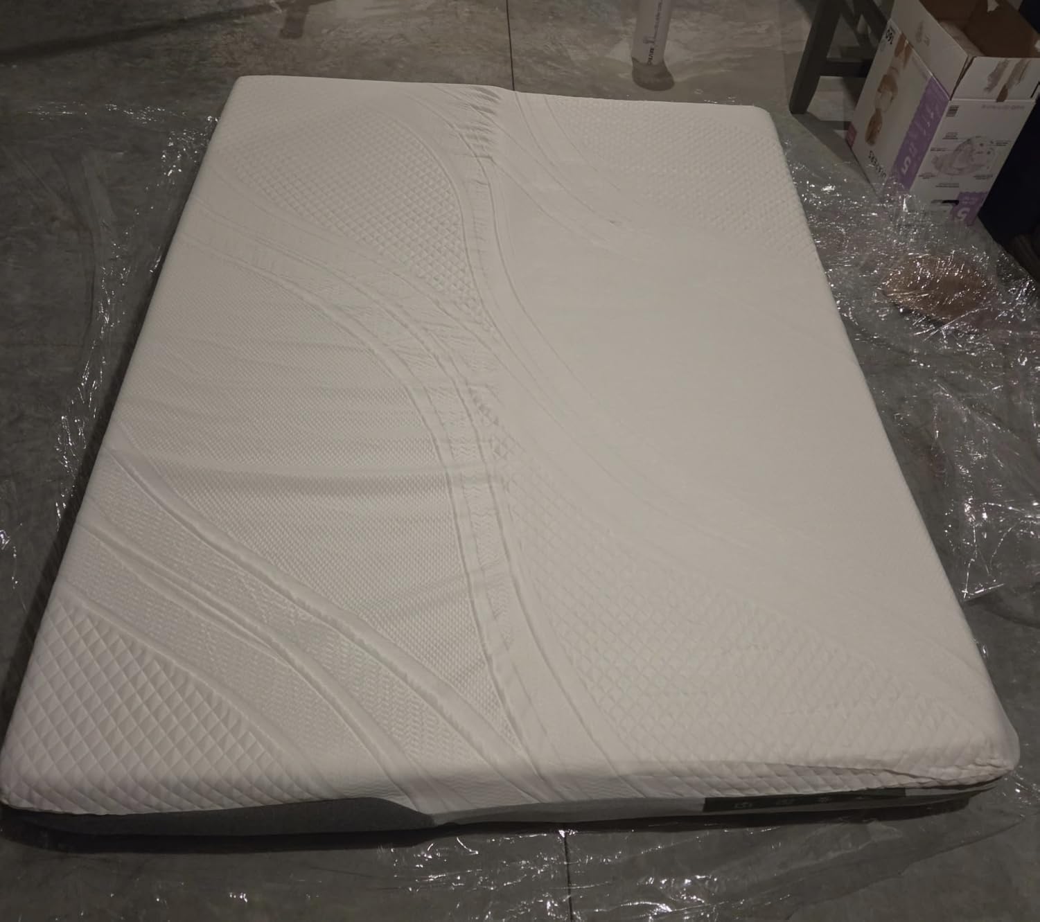 Novilla Bliss Cooling Queen Mattress, 14 Inch Gel Queen Memory Foam | Mattress in a Box with Cool-Touch Nylon Cover, Pain Relief & Spinal Support with CertiPUR-US Certified Foam customer photo 2