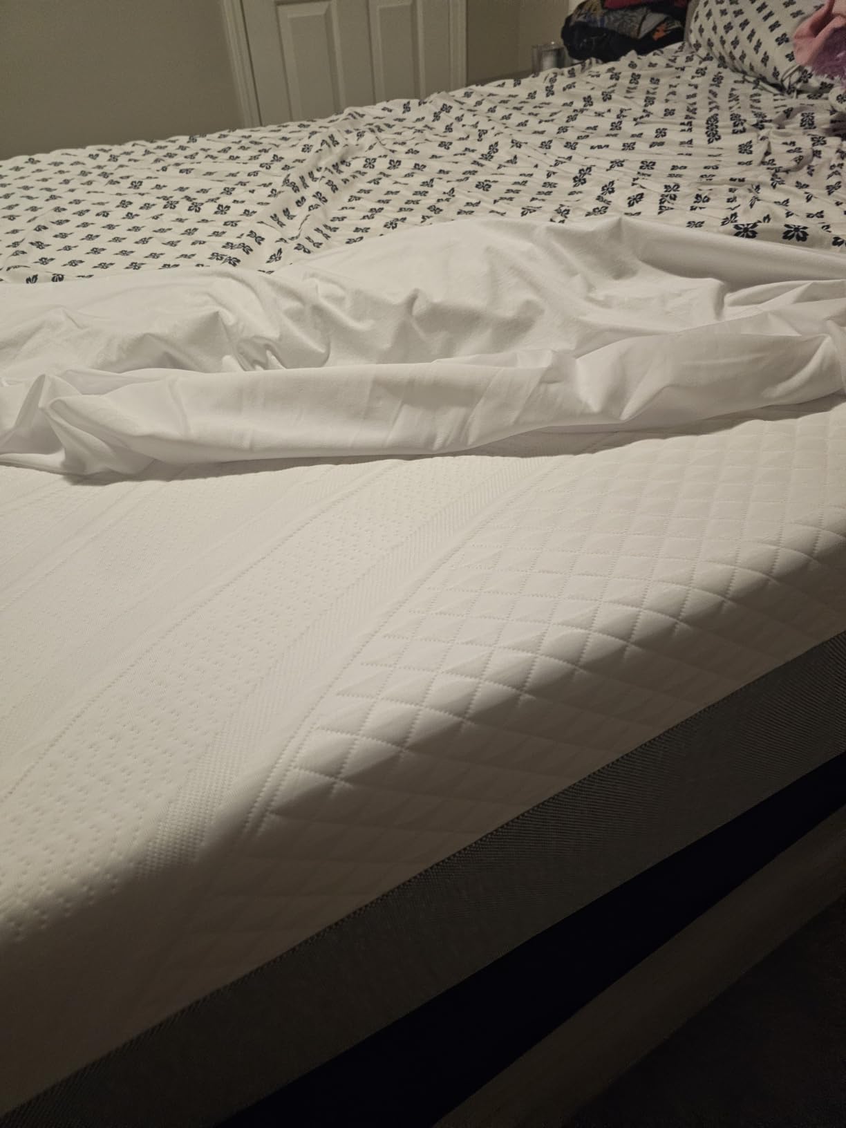 Novilla Bliss Cooling Queen Size Mattress, 12 Inch Gel-Infused Memory Foam | Mattress Queen Size in a Box with Cool-Touch Nylon Cover, Pressure Relief & Body Support with CertiPUR-US Certified Foam customer photo 2