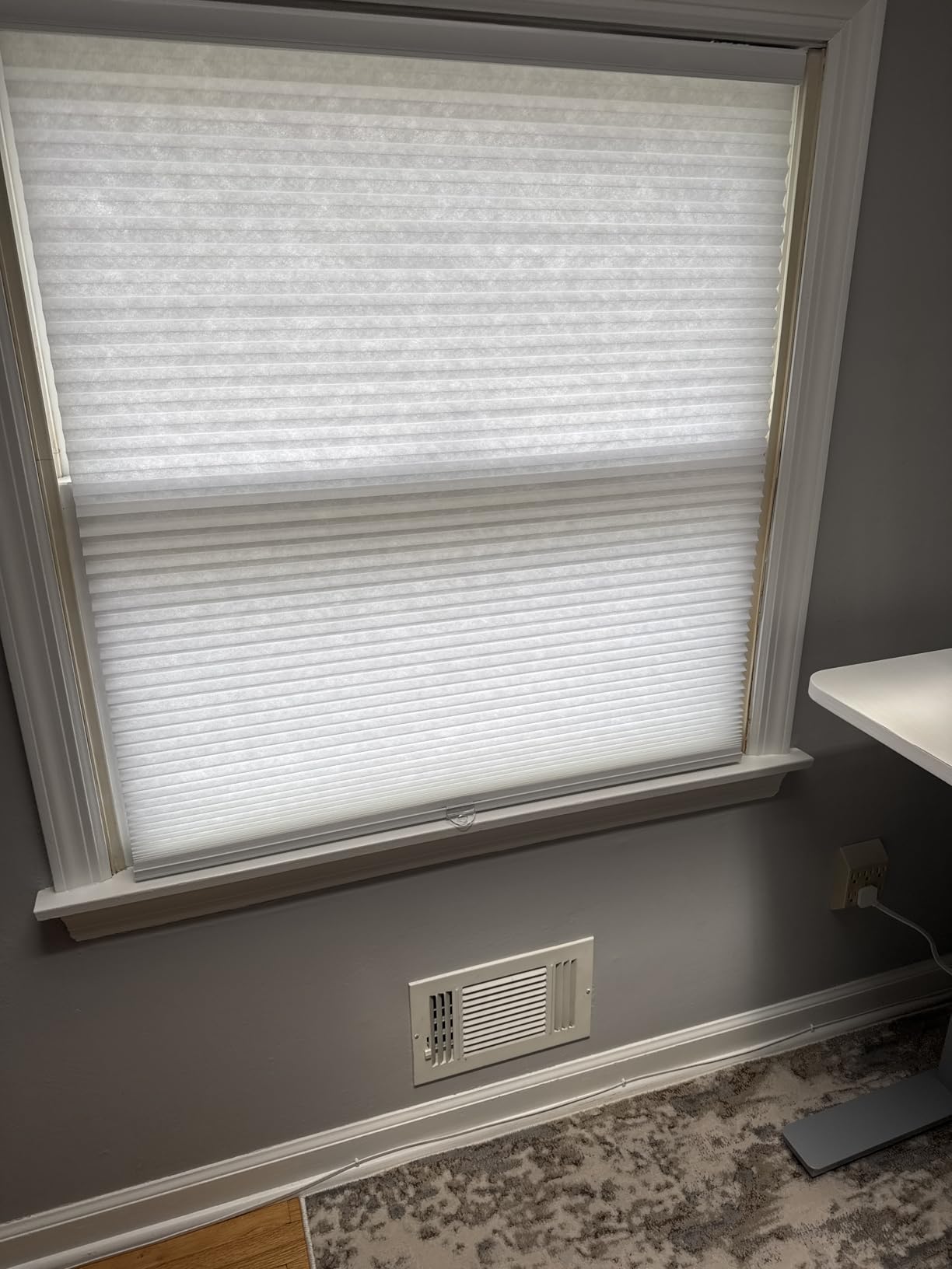 Changshade Cordless Cellular Shades, Blackout Room Darkening Honeycomb Blinds for Indoor Windows Bedroom, Pull Down Pleated Accordion Blind Easy Install, Shade Size 35