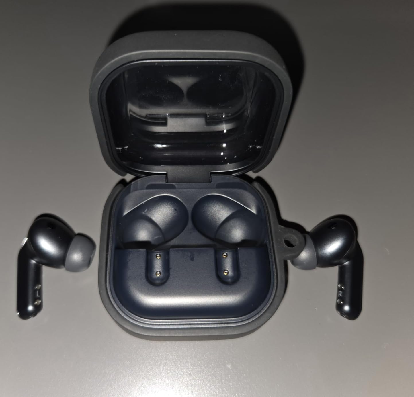 Samsung Galaxy Buds 4 Pro (2026) AI True Wireless Bluetooth Earbuds, Black customer photo 2