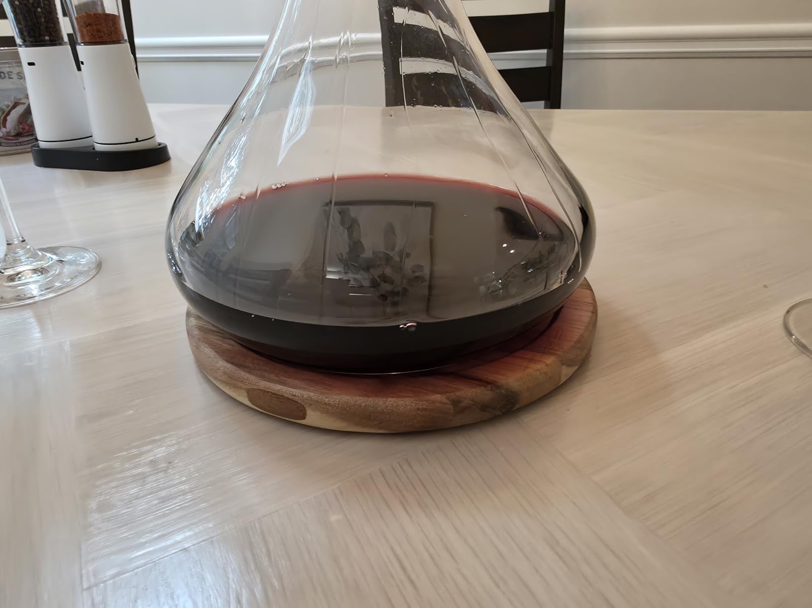 Cork & Mill Wine Decanter Set with Acacia Wood Stand and Stopper Lid customer photo 1