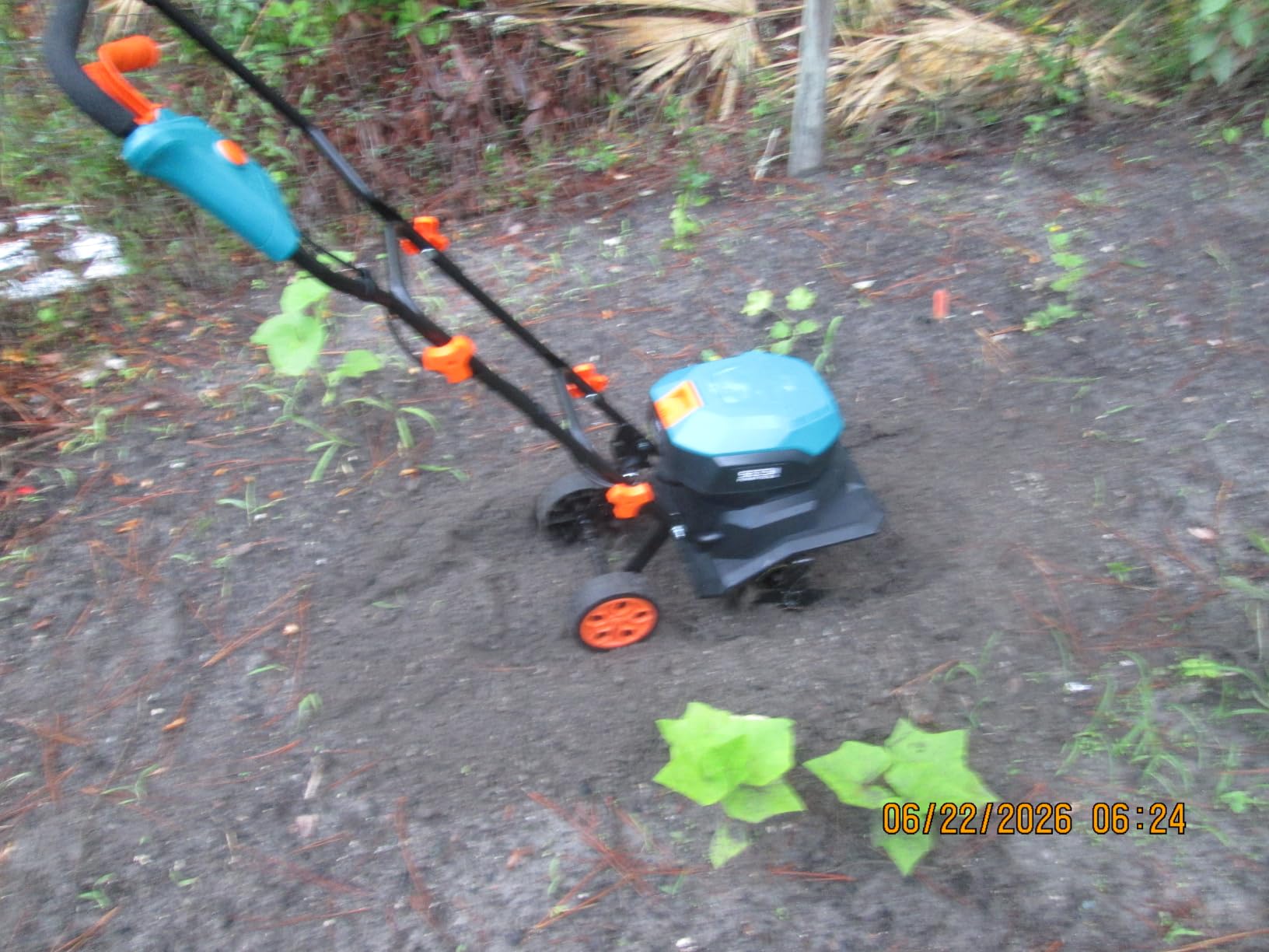 Seesii Cordless Tiller Cultivator, 20V Electric Tiller for Gardening customer photo 1