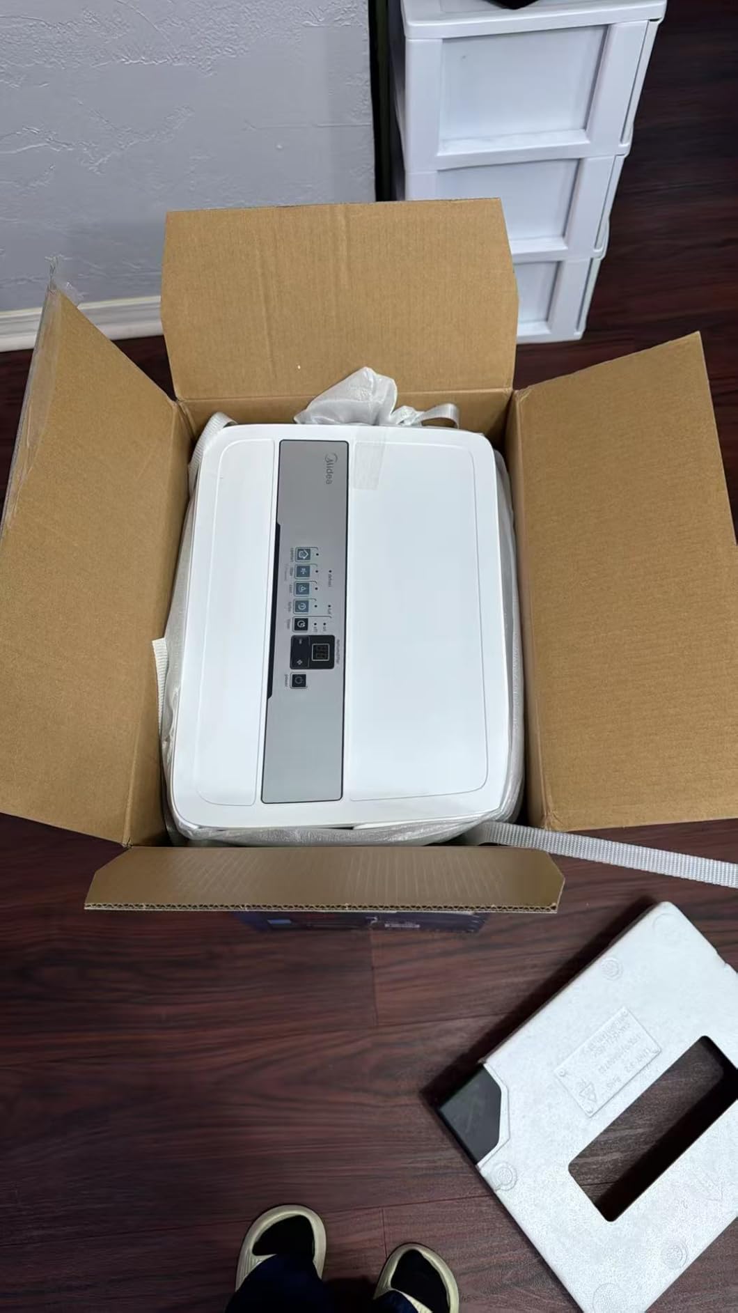 Midea 50 Pint Dehumidifier for Basement, 4,500 Sq. Ft, Energy star customer photo 1